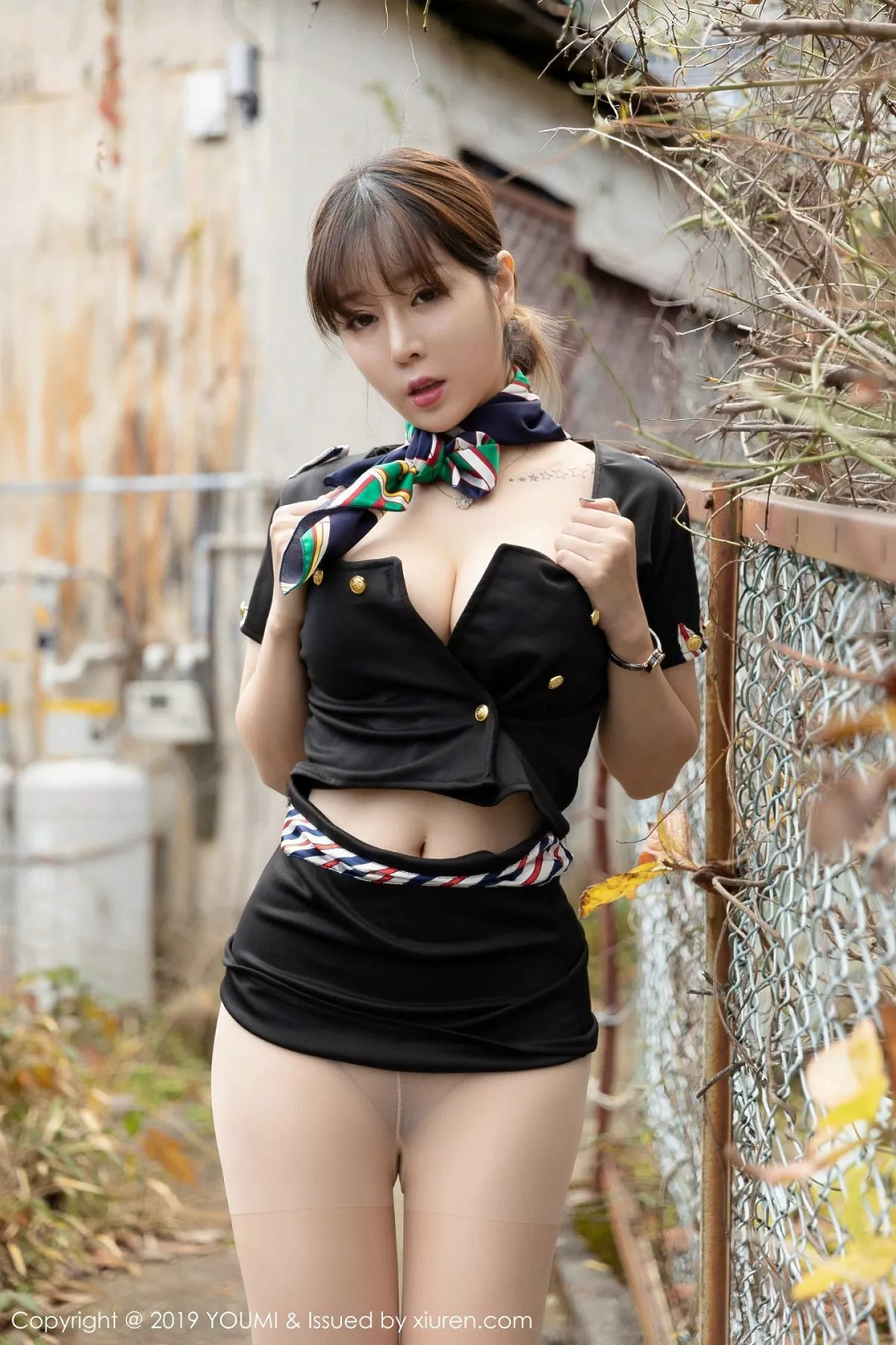 秀人集.com_[YouMi尤蜜荟]Vol.276_女神王雨纯日本外拍空乘制服下无内肉丝裤袜撩人诱惑写真40P