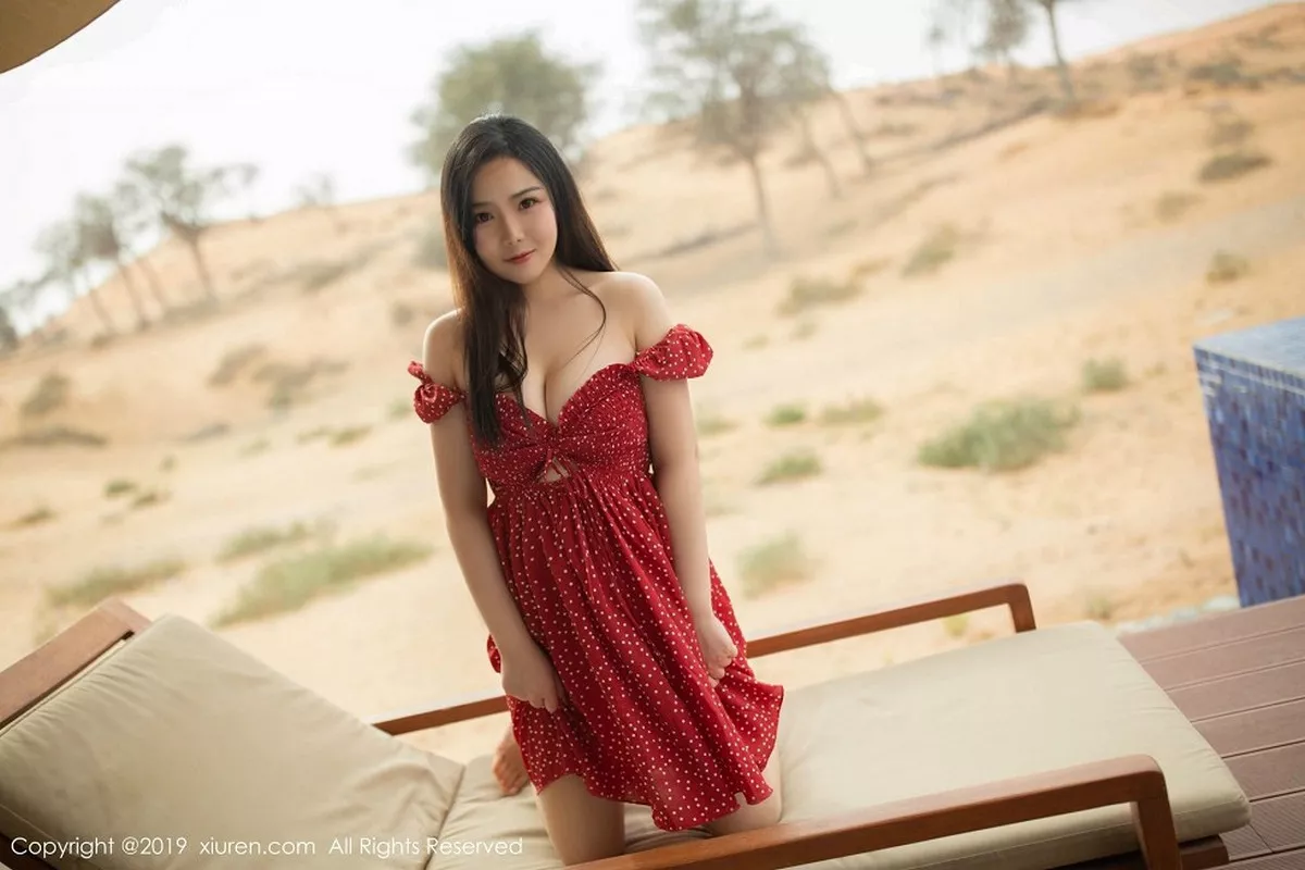 秀人集.com_[XiuRen秀人网]No.1388_女神徐微微mia迪拜旅拍蕾丝情趣内衣秀豪乳翘臀诱惑写真54P