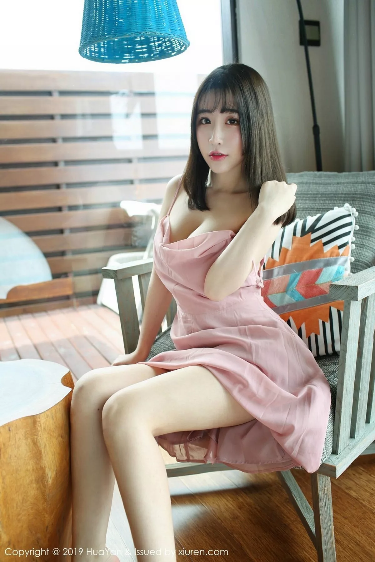 秀人集.com_[HuaYan花の颜]Vol.062_嫩模绯月樱-Cherry粉色吊带连身裙露丁字裤翘臀诱惑写真51P