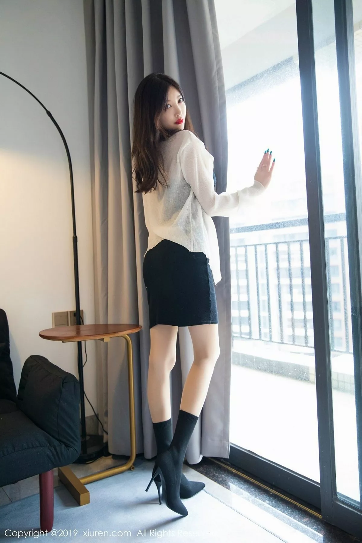 秀人集.com_[XiuRen秀人网]No.1397_女神杨晨晨sugar私房薄纱配黑色内衣秀完美身材诱惑写真58P