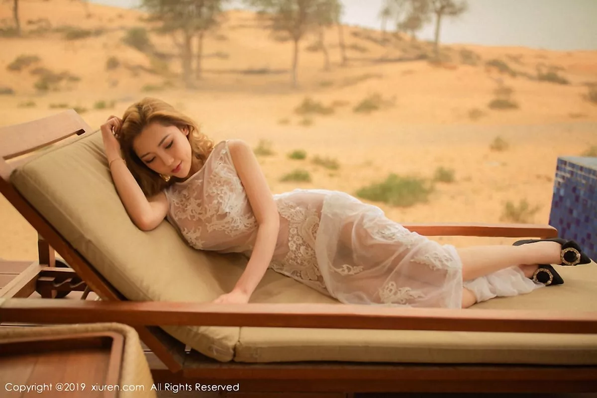 秀人集.com_[XiuRen秀人网]No.1384_嫩模萌汉药baby很酷迪拜旅拍大尺度全裸秀豪乳翘臀诱惑写真63P