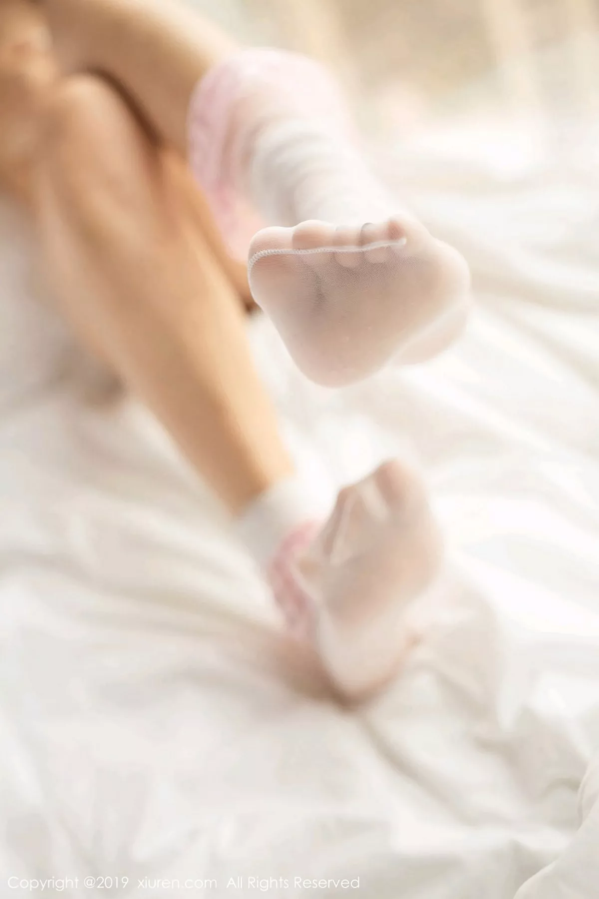 秀人集.com_[XiuRen秀人网]No.1368_女神芝芝Booty私房粉色内衣半脱露雪嫩豪乳完美诱惑写真44P