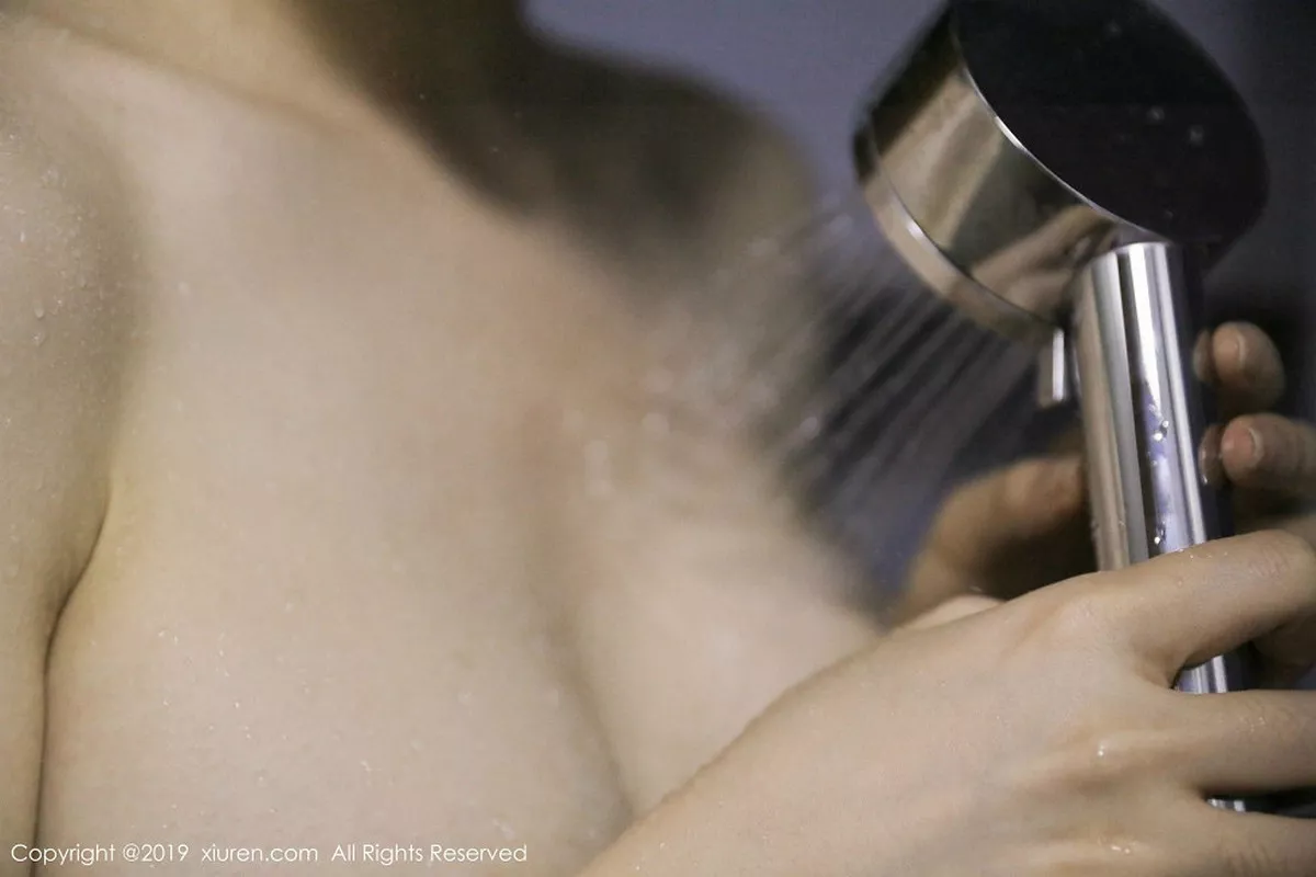 秀人集.com_[XiuRen秀人网]No.1449_嫩模沈梦瑶私房内衣系列半脱真空露美乳激凸极致诱惑写真50P