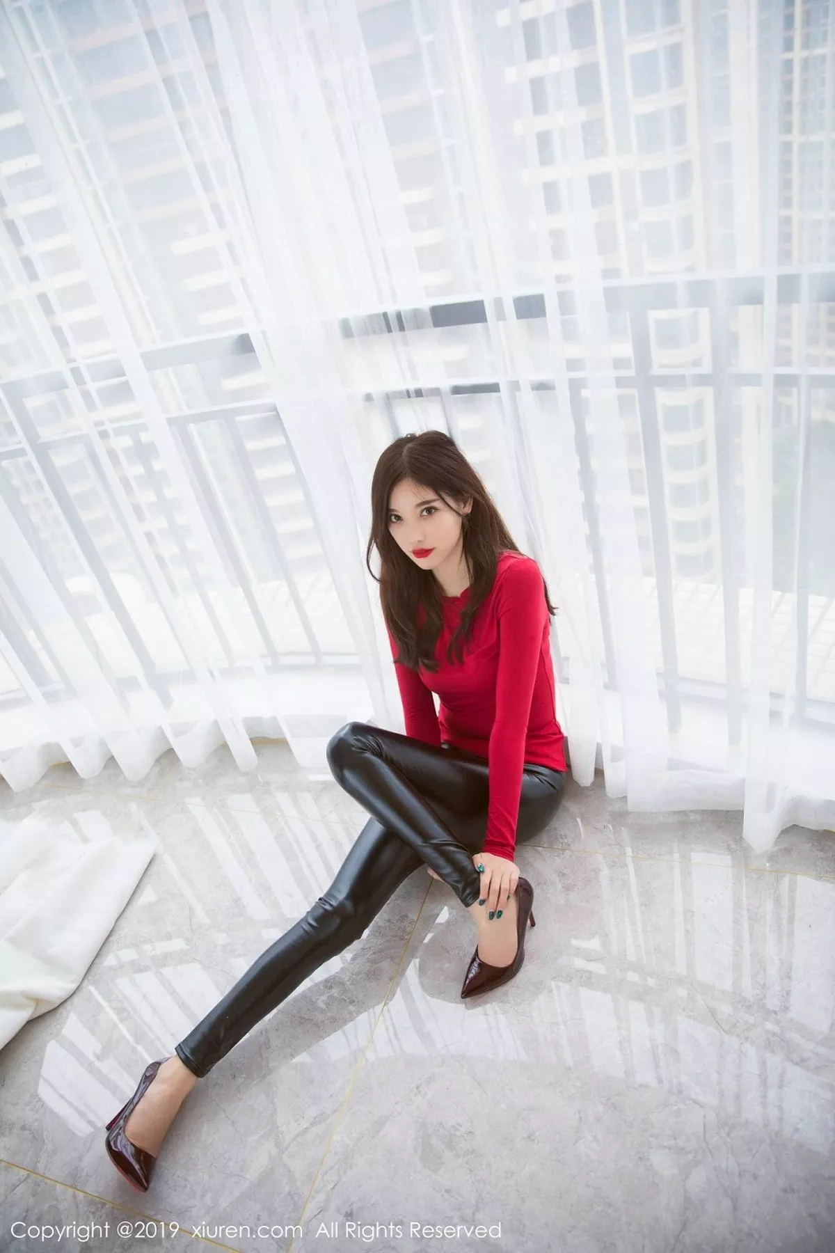 秀人集.com_[XiuRen秀人网]No.1411_女神杨晨晨sugar性感内衣配黑皮裤紧身秀完美身材诱惑写真56P