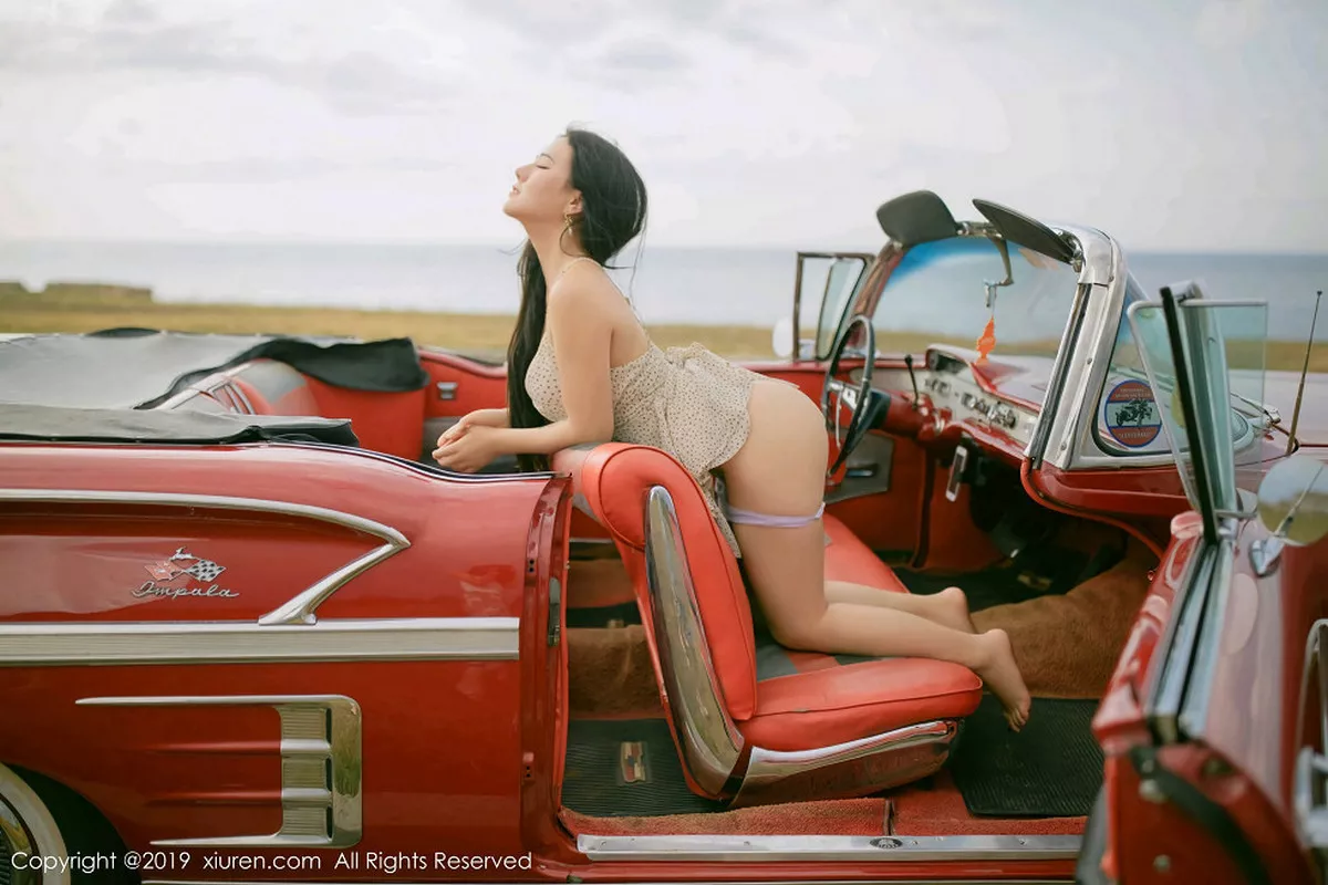 秀人集.com_[XiuRen秀人网]No.1463_女神Manuela玛鲁娜心愿旅拍香车大胆露出火辣翘臀诱惑写真61P