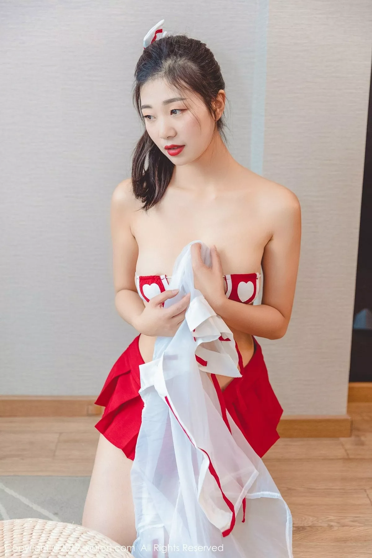 秀人集.com_[XiuRen秀人网]No.1447_女神宋-Kiki私房红色三点式内衣配丁字裤惹火诱惑写真48P