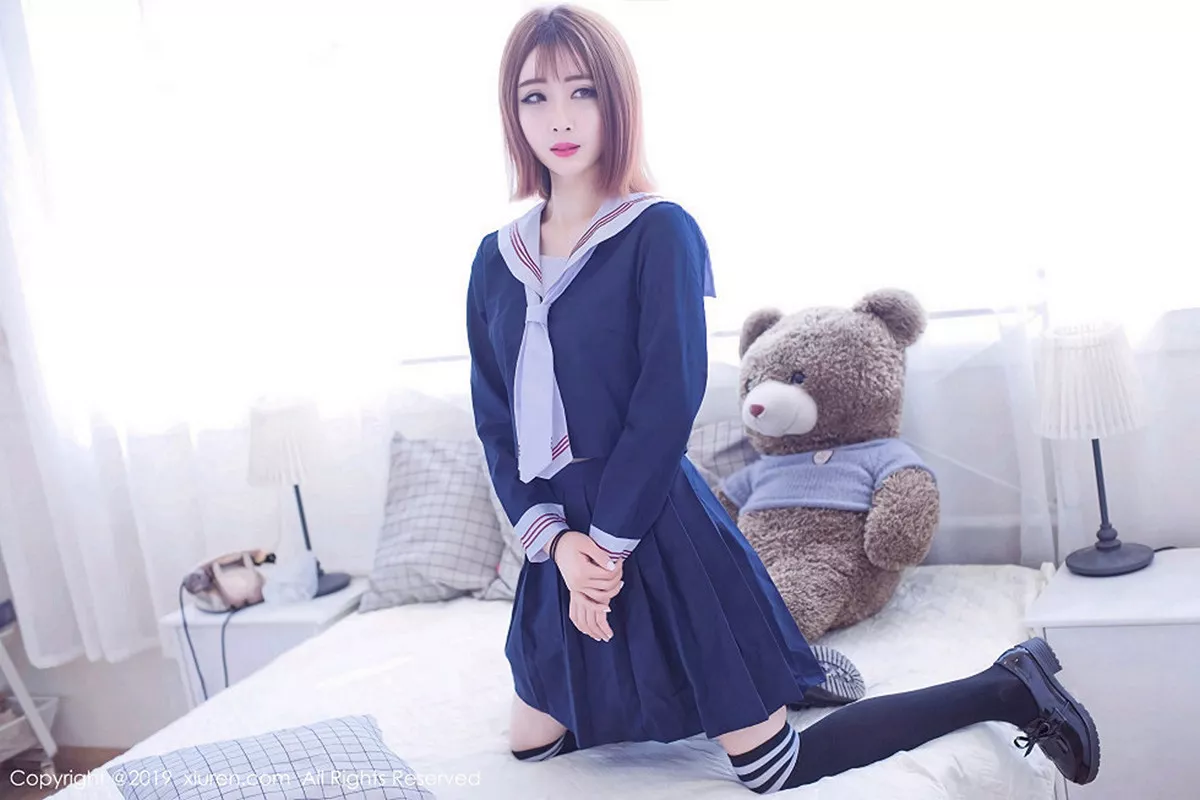 秀人集.com_[XiuRen秀人网]No.1451_嫩模凌萍儿私房JK学生服半脱露蕾丝内衣傲人豪乳诱惑写真44P