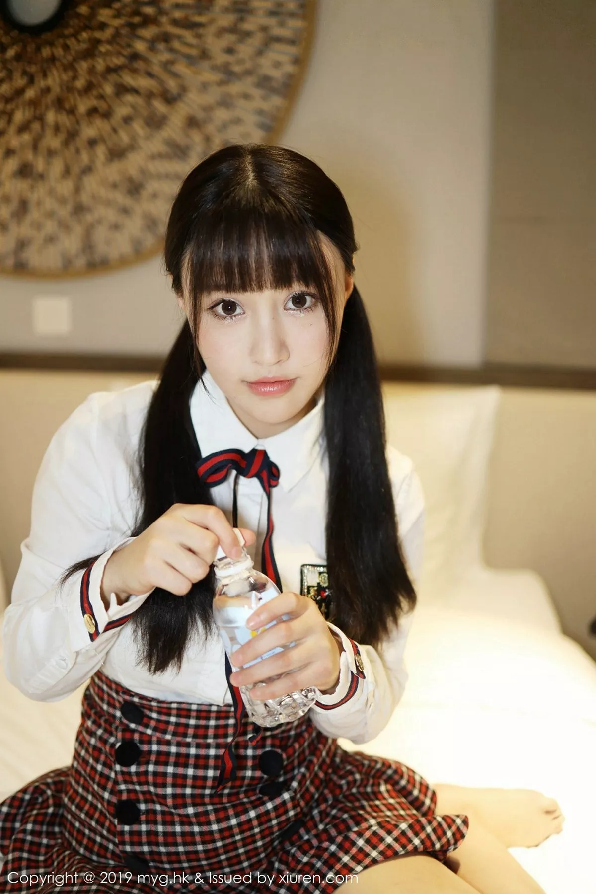 秀人集.com_[MyGirl美媛馆]Vol.355_嫩模Flower朱可儿学生装放学剧情私房床上撩人诱惑写真81P