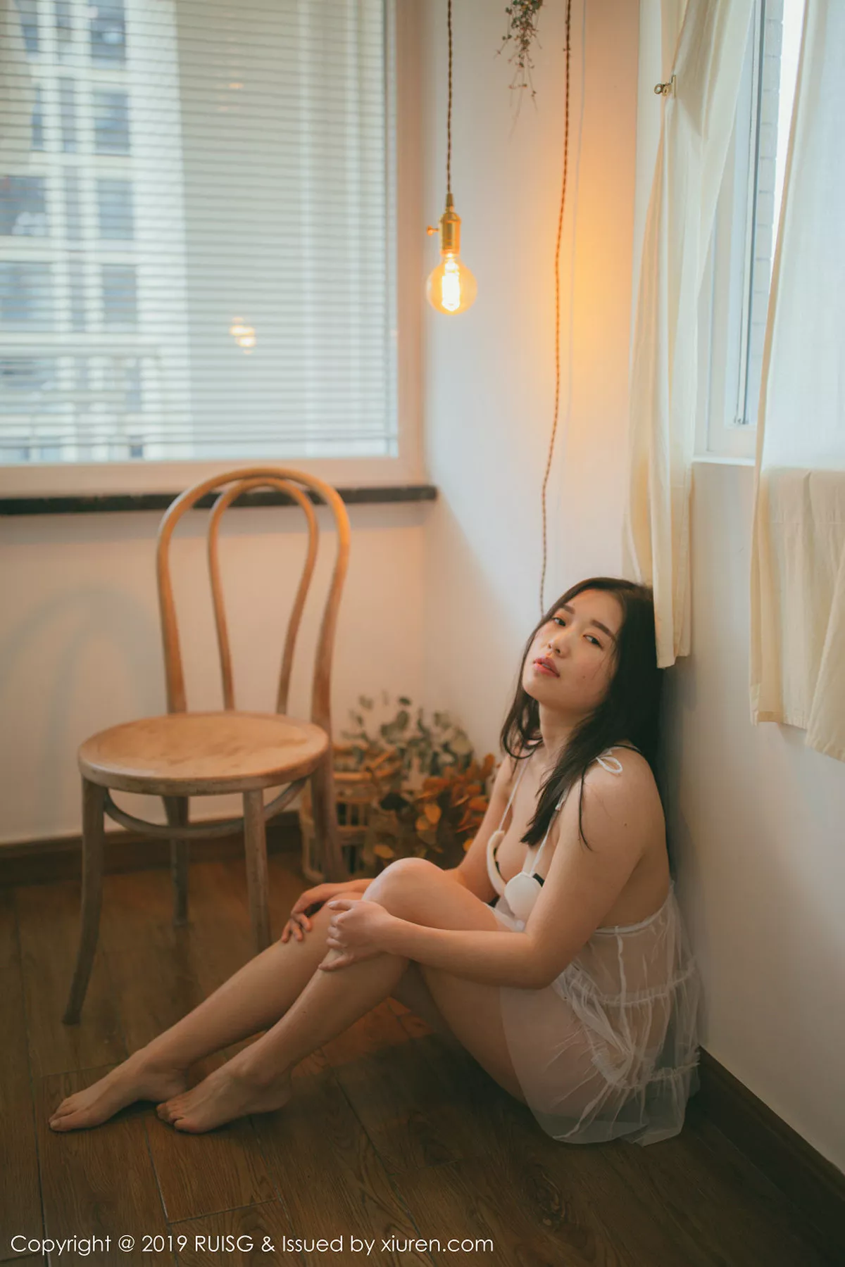 秀人集.com_[RUISG瑞丝馆]Vol.073_嫩模浪漫果味居家私房薄纱透视内衣秀完美身材诱惑写真35P