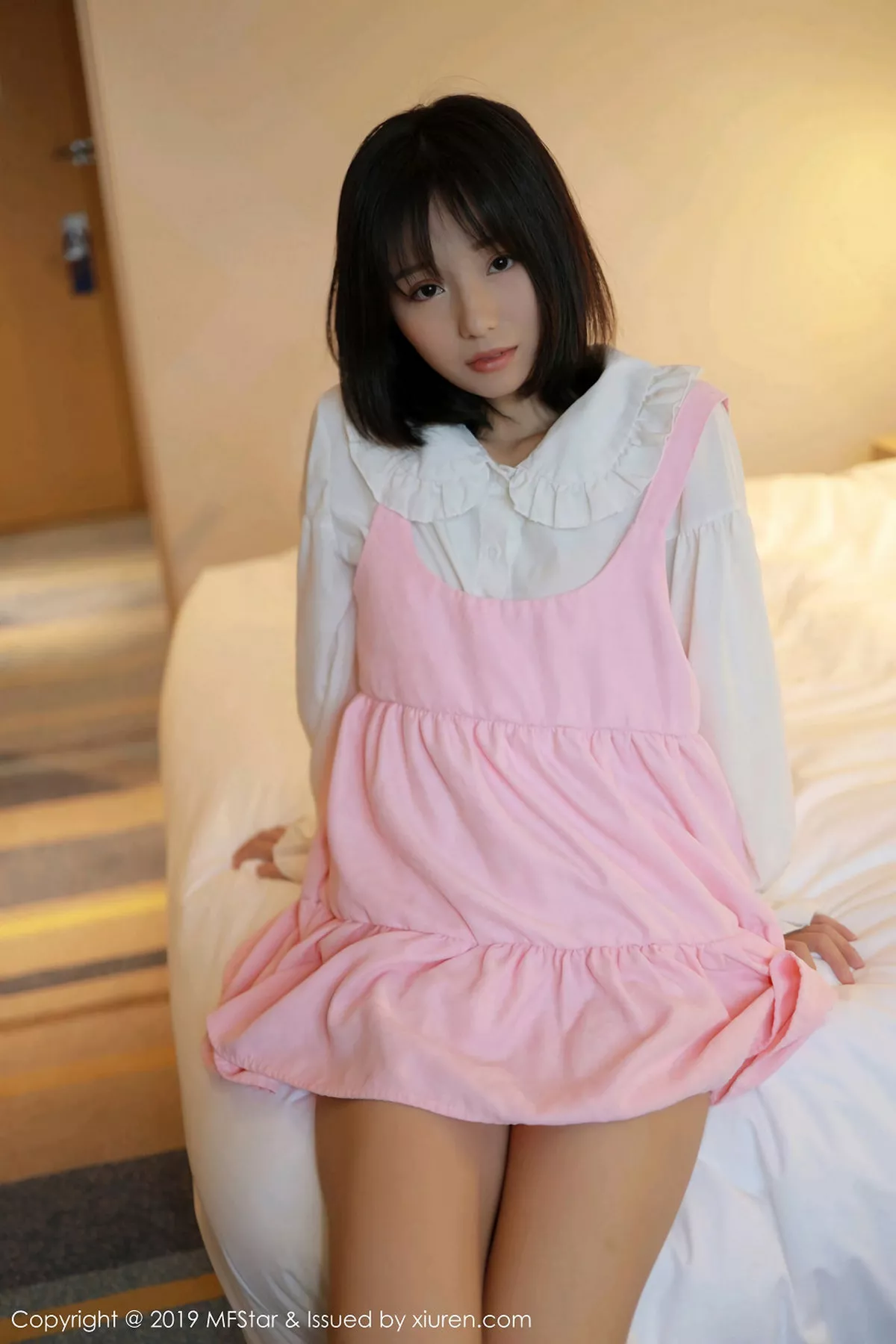 秀人集.com_[MFStar模范学院]Vol.203_嫩模仓井优香居家床上脱性感白衬衣大尺度全裸惹火诱惑写真66P