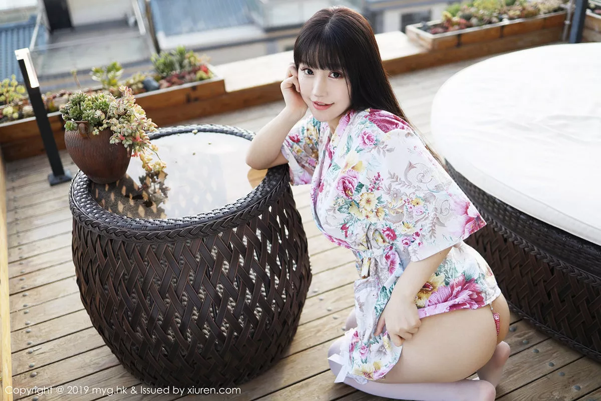 秀人集.com_[MyGirl美媛馆]Vol.373_女神Flower朱可儿大理旅拍户外情趣内衣配白丝袜诱惑写真62P