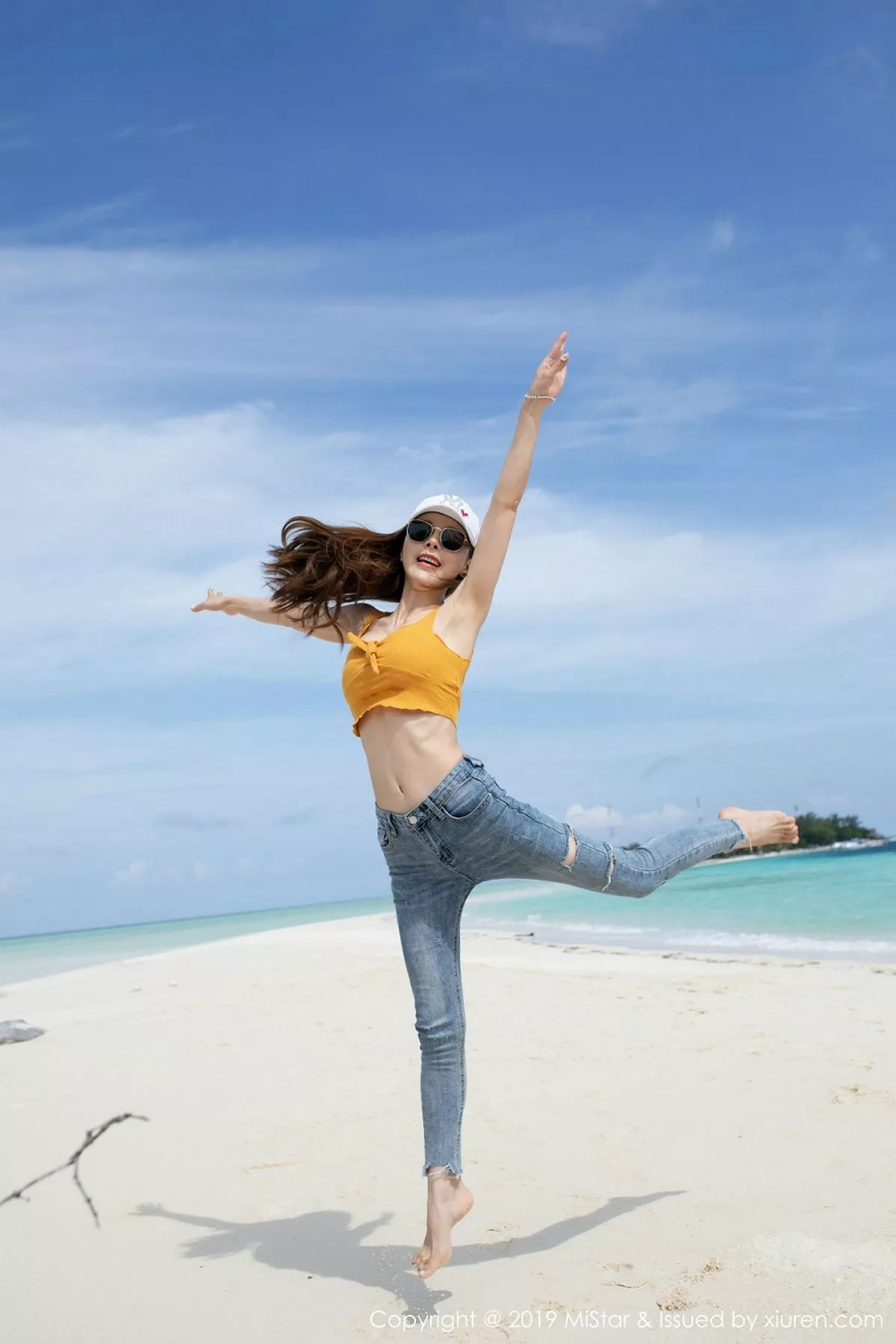 秀人集.com_[MiStar魅妍社]Vol.299_嫩模沈佳熹仙本那旅拍户外性感内衣配牛仔裤完美诱惑写真40P