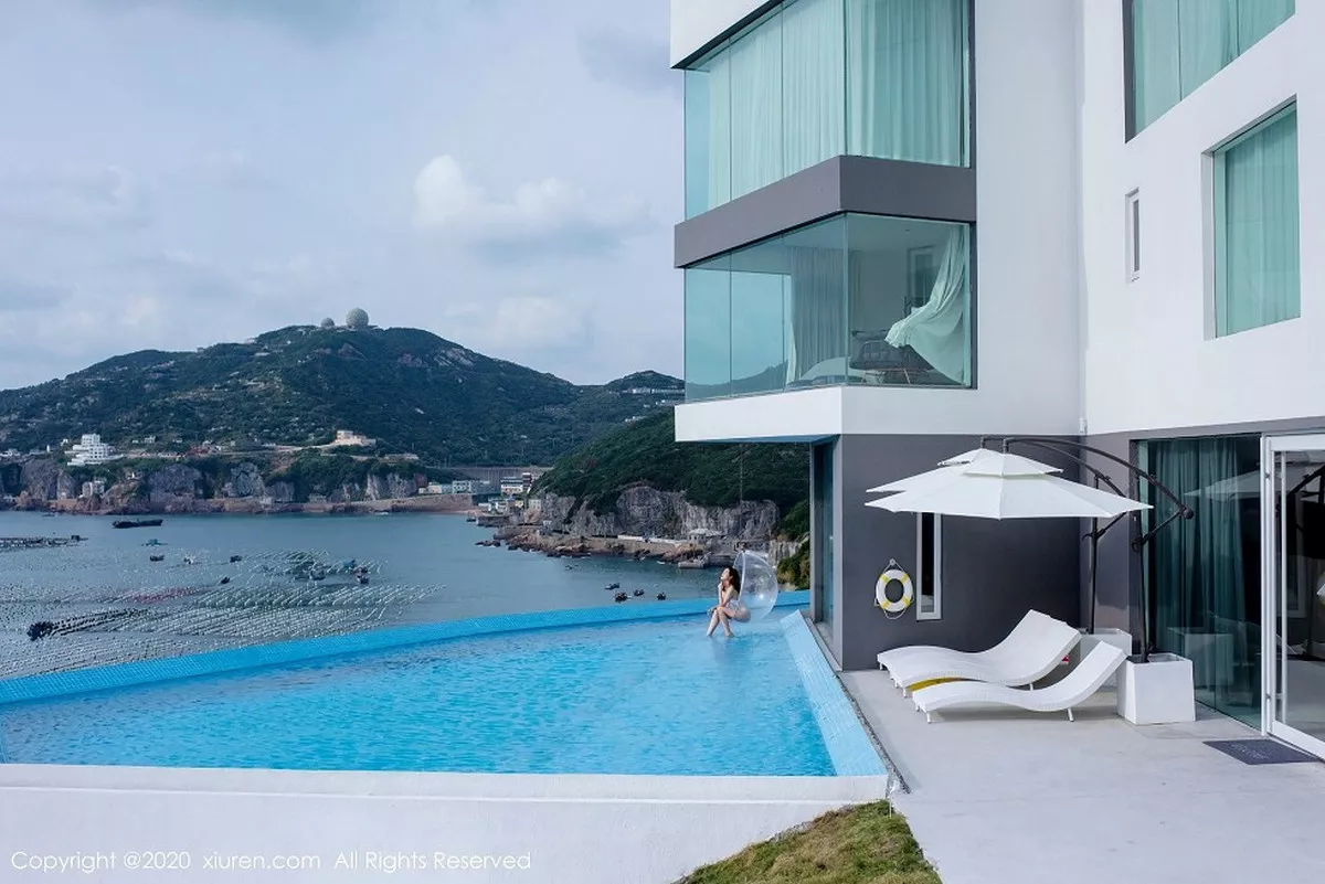 秀人集.com_[XiuRen秀人网]No.1998_嫩模沈梦瑶户外泳池性感白色蕾丝比基尼秀完美身材诱惑写真40P