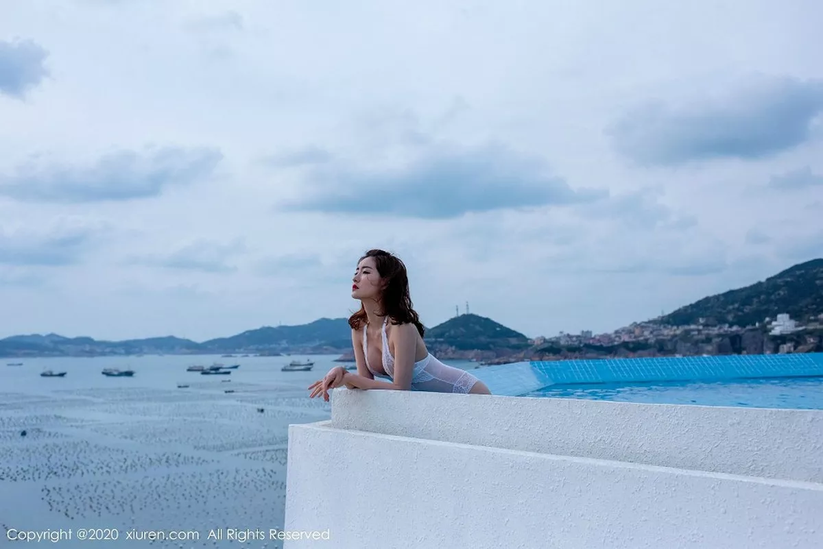 秀人集.com_[XiuRen秀人网]No.1998_嫩模沈梦瑶户外泳池性感白色蕾丝比基尼秀完美身材诱惑写真40P