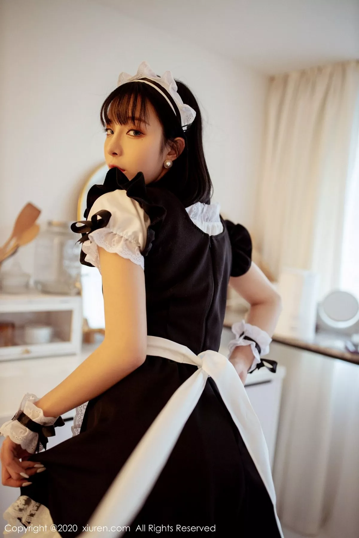 秀人集.com_[XiuRen秀人网]No.2008_嫩模陈小喵私房情趣女仆装半脱蕾丝内裤秀翘臀极致诱惑写真64P