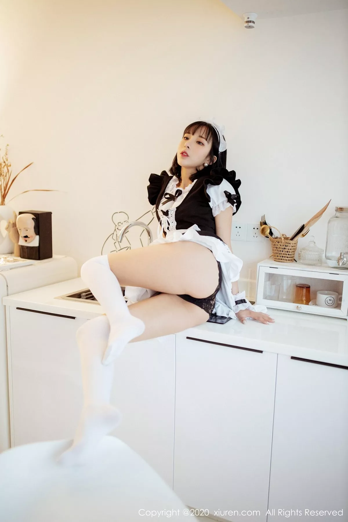 秀人集.com_[XiuRen秀人网]No.2008_嫩模陈小喵私房情趣女仆装半脱蕾丝内裤秀翘臀极致诱惑写真64P