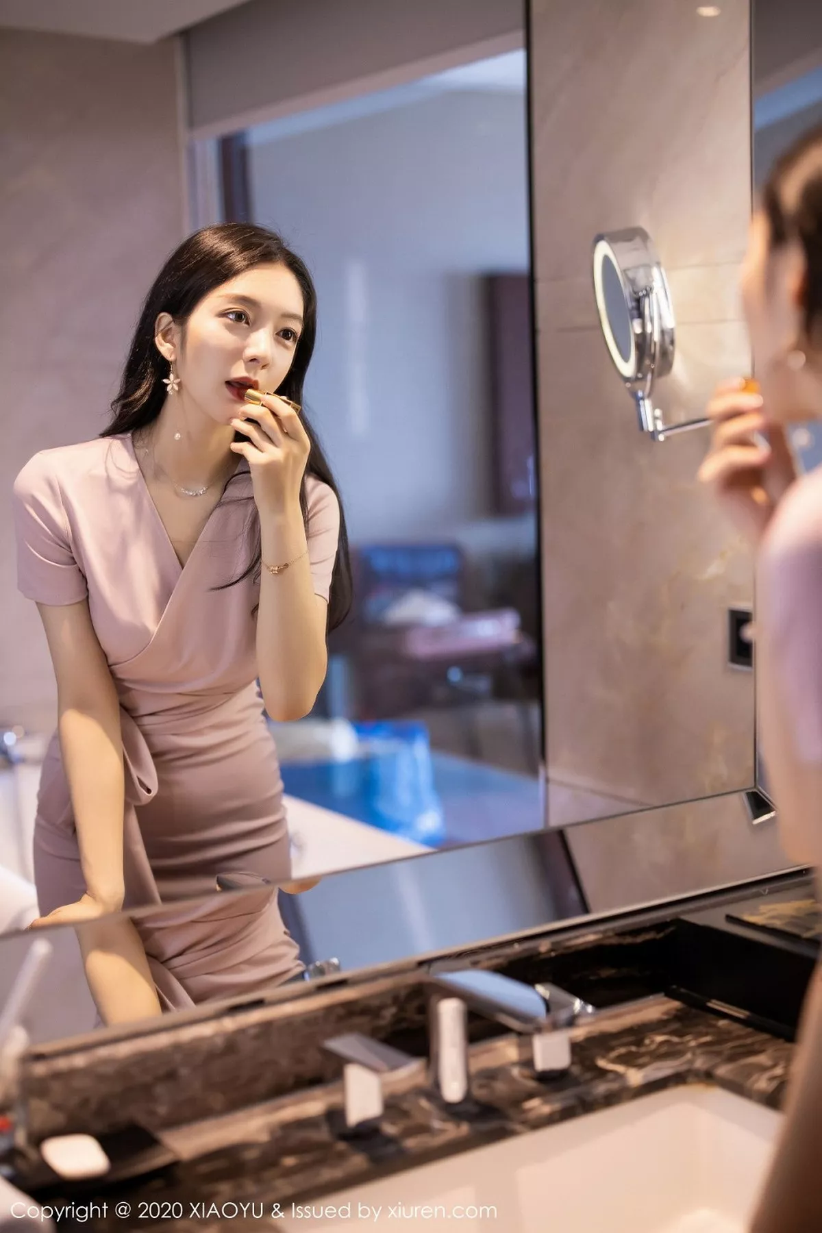 秀人集.com_[XiaoYu画语界]Vol.256_女神Angela小热巴私房玫瑰金吊裙配无内肉丝撩人诱惑写真99P