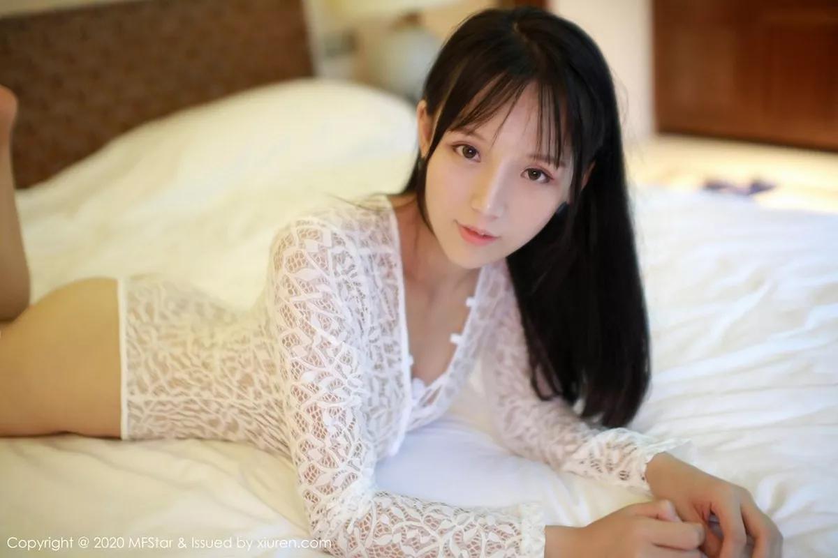 秀人集.com_[MFStar模范学院]Vol.279_嫩模李可可私房白色缕空高叉连体衣透视秀豪乳诱惑写真41P