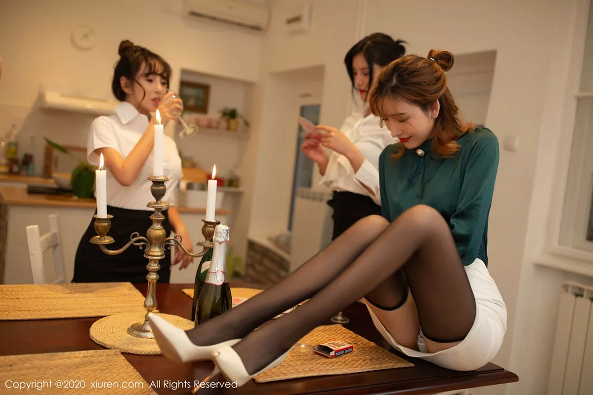 秀人集.com_[XiuRen秀人网]No.1969_新春特辑系列模特合集陆萱萱等三大女神酒店玩扑克剧情写真75P