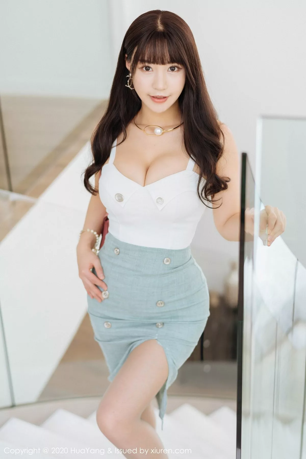 秀人集.com_[HuaYang花漾]Vol.226_嫩模朱可儿普吉岛旅拍性感内衣秀豪乳无内肉丝惹火诱惑写真52P