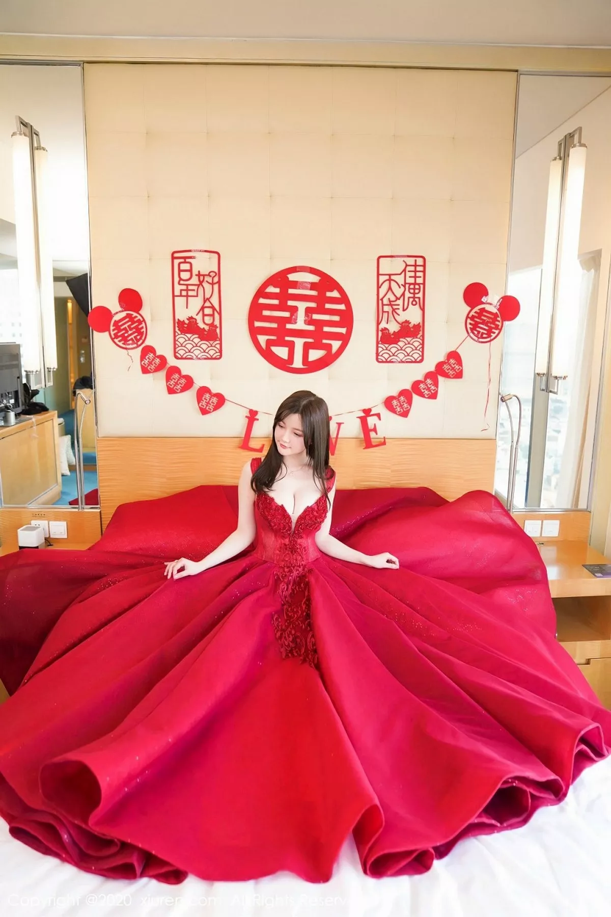 秀人集.com_[XiuRen秀人网]No.2058_女神糯美子Mini私房新娘主题情趣内衣露丰乳肥臀极致诱惑写真116P