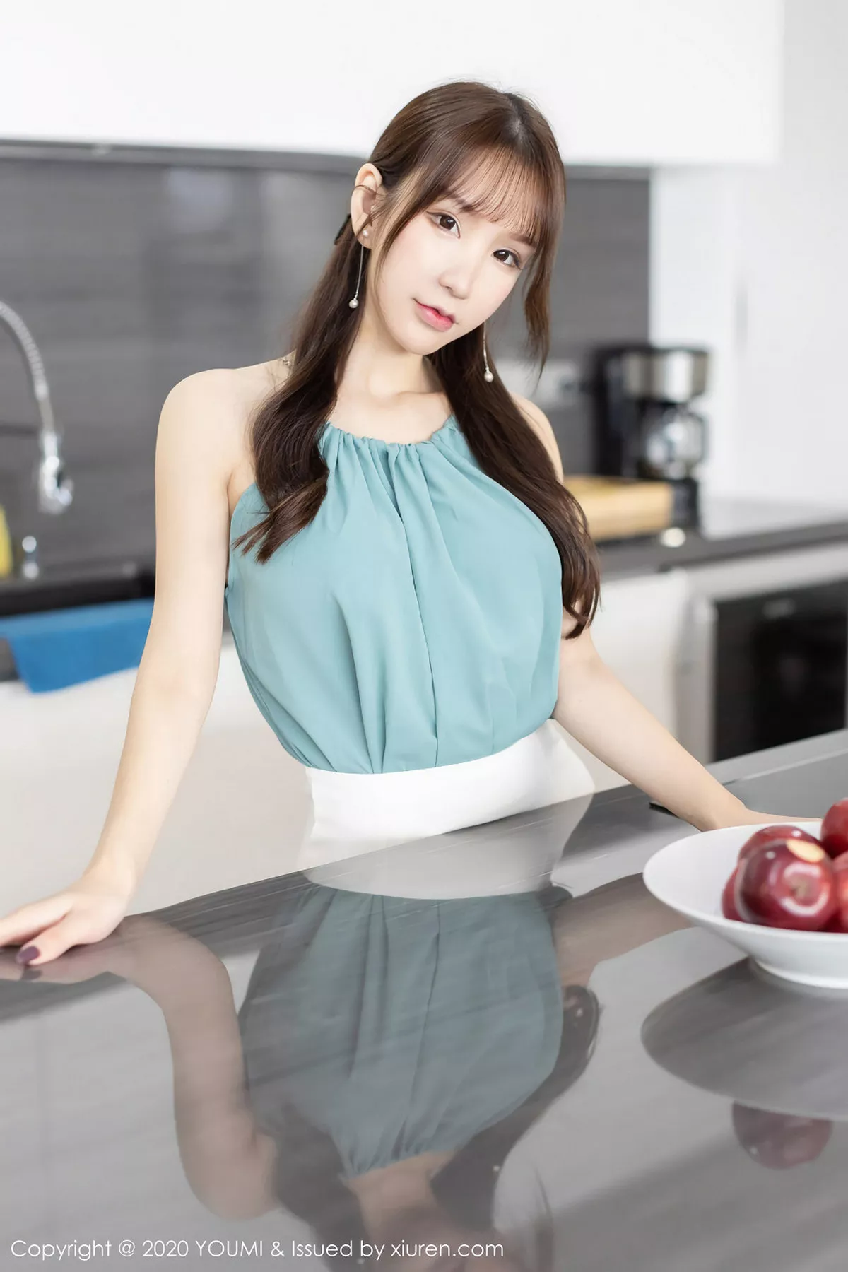 秀人集.com_[YouMi尤蜜荟]Vol.414_女神周于希Sandy普吉岛旅拍私房撩裙露无内肉丝诱惑写真61P