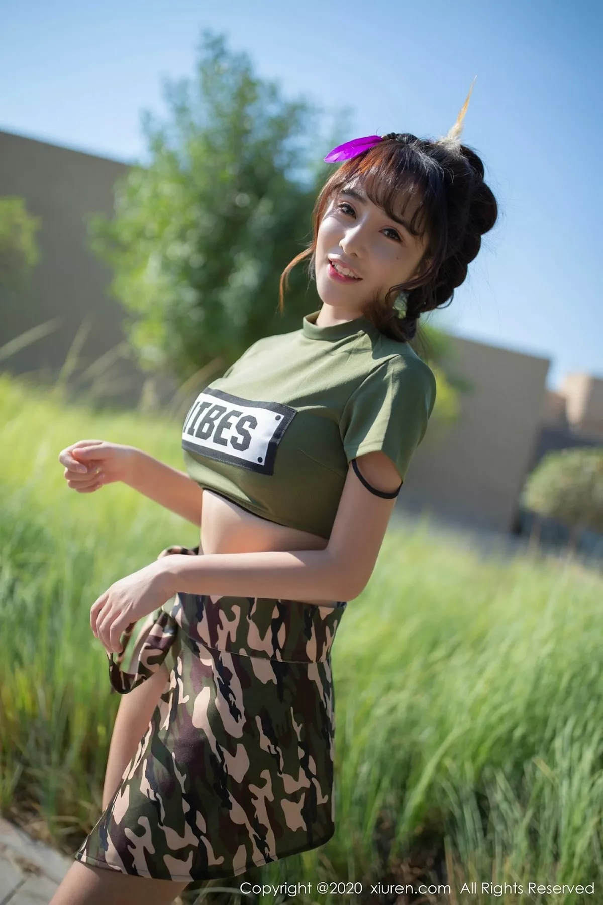 秀人集.com_[XiuRen秀人网]No.2070_嫩模陶喜乐_lele东欧旅拍室外半脱短裙露蕾丝内裤翘臀诱惑写真91P