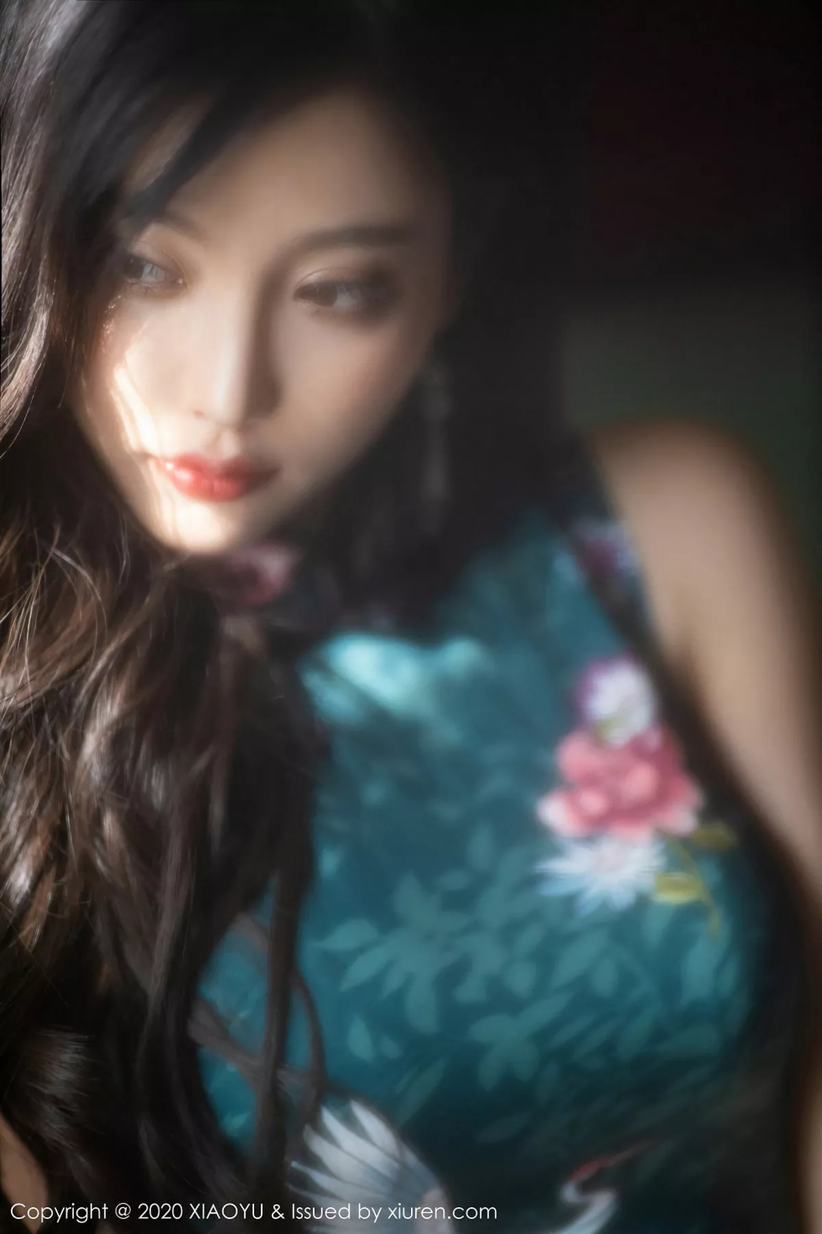 秀人集.com_[XiaoYu画语界]Vol.247_嫩模杨晨晨sugar私房古典旗袍配黑丝裤袜秀美腿诱惑写真90P