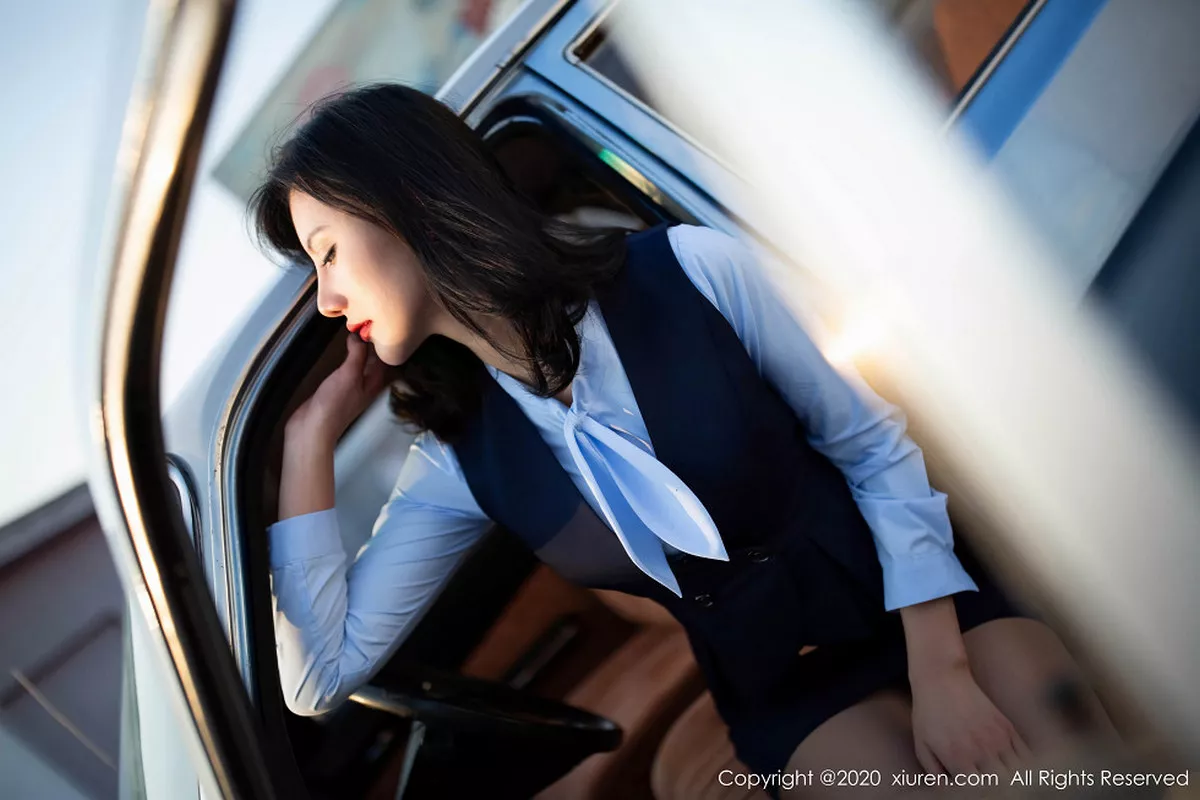 秀人集.com_[XiuRen秀人网]No.1979_嫩模就是阿朱啊餐厅经理主题超薄无内肉丝秀翘臀惹火诱惑写真87P