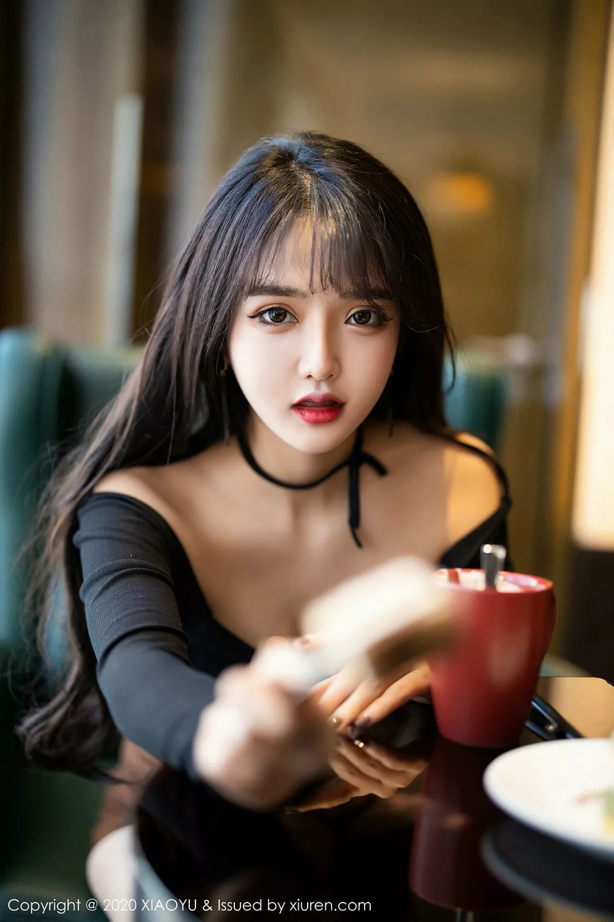 秀人集.com_[XiaoYu画语界]Vol.248_嫩模Miko酱吖居家性感抹胸内衣配吊带蕾丝袜魅惑写真82P