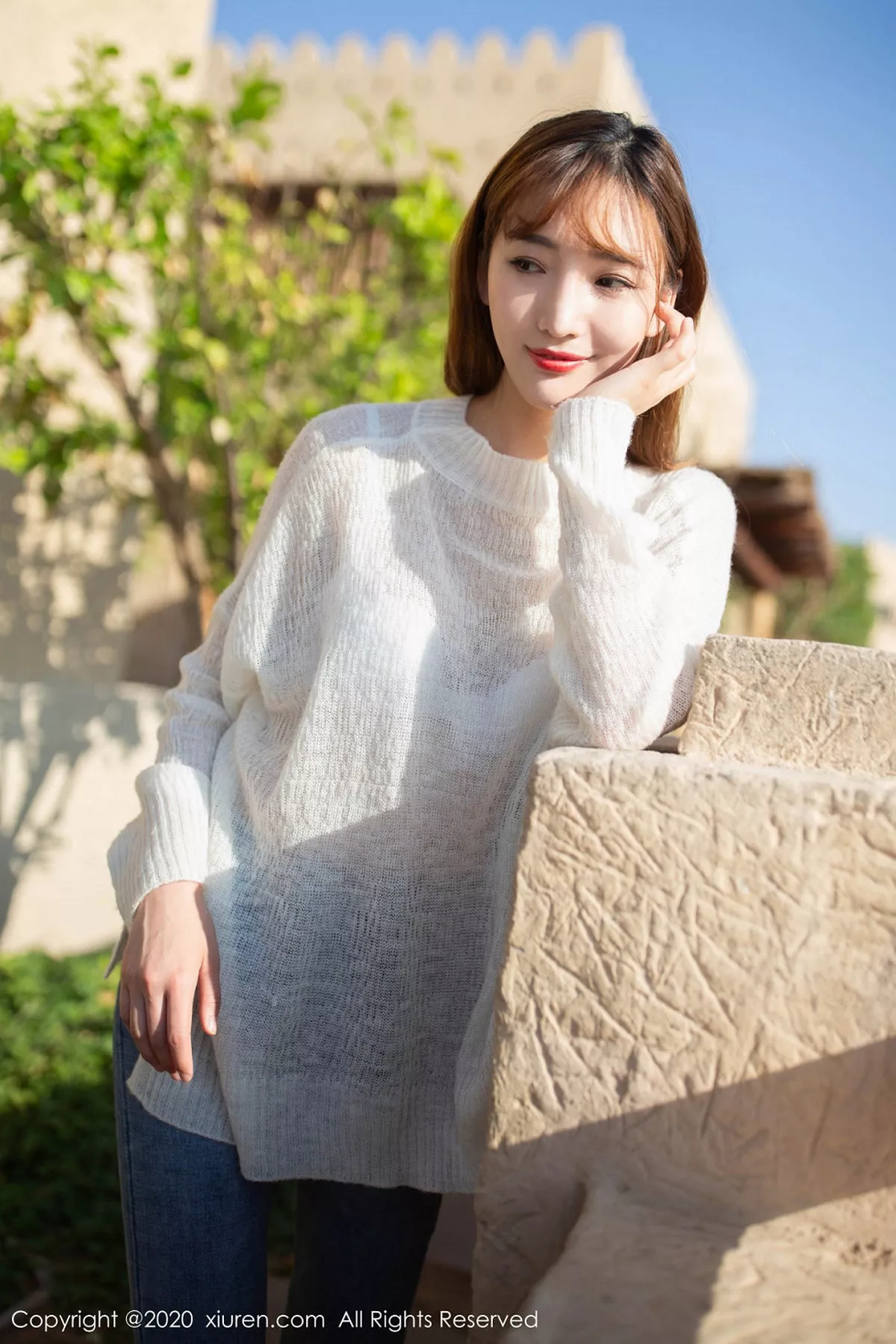 秀人集.com_[XiuRen秀人网]No.1988_嫩模陆萱萱异域沙漠脱牛仔裤露黑网袜秀完美身材魅惑写真82P