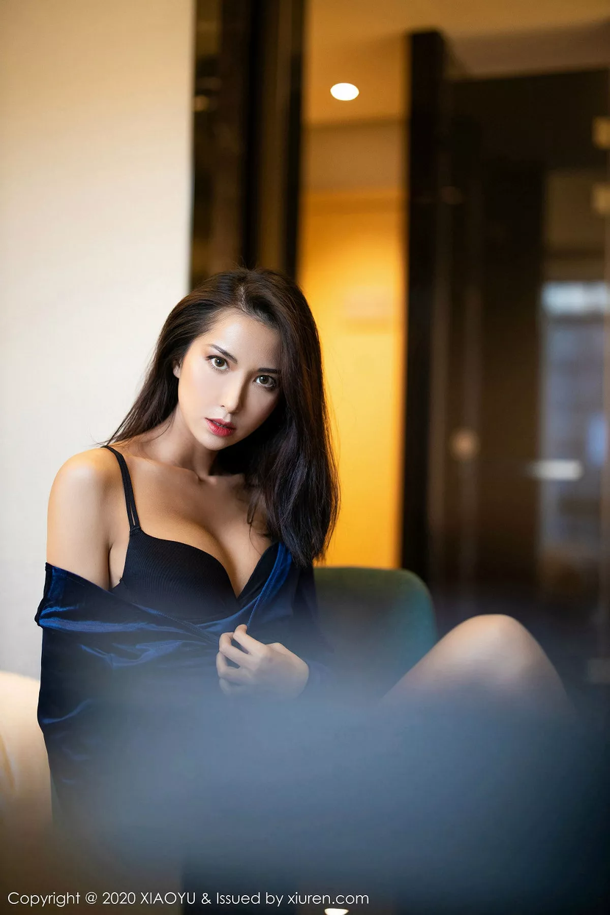 秀人集.com_[XiaoYu画语界]Vol.250_气质女神Carry私房高叉连体衣配超薄黑丝秀美腿诱惑写真100P