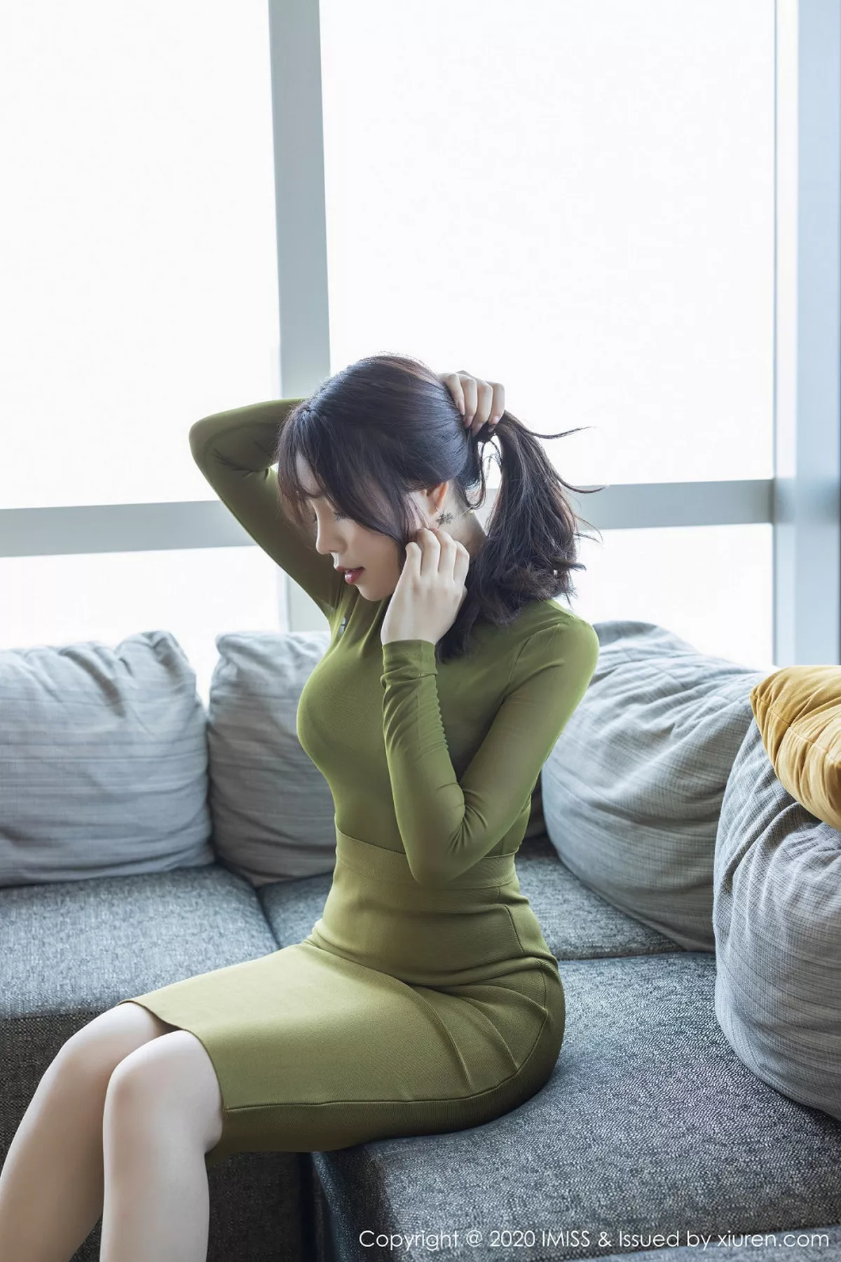 秀人集.com_[IMISS爱蜜社]Vol.442_女神芝芝Booty私房镂空内衣配肉丝裤袜秀翘臀美腿诱人写真77P