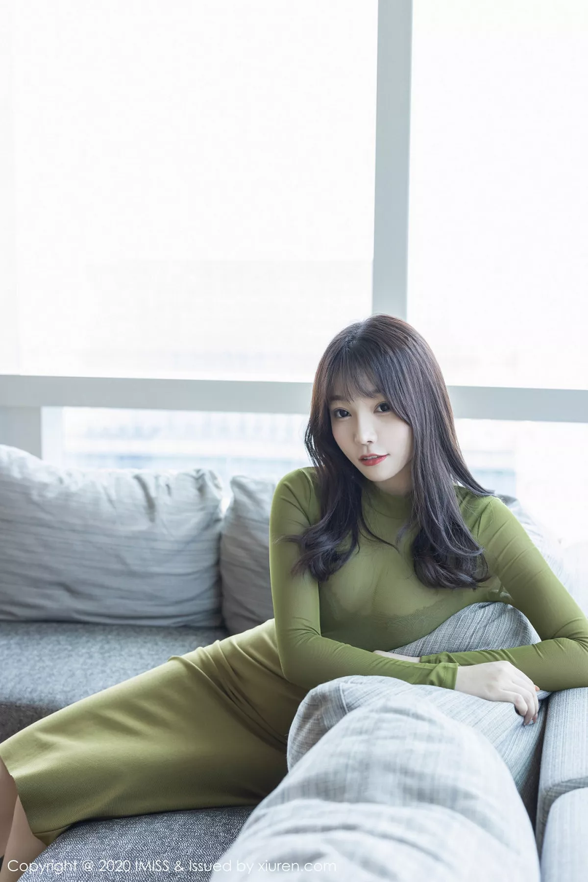 秀人集.com_[IMISS爱蜜社]Vol.442_女神芝芝Booty私房镂空内衣配肉丝裤袜秀翘臀美腿诱人写真77P