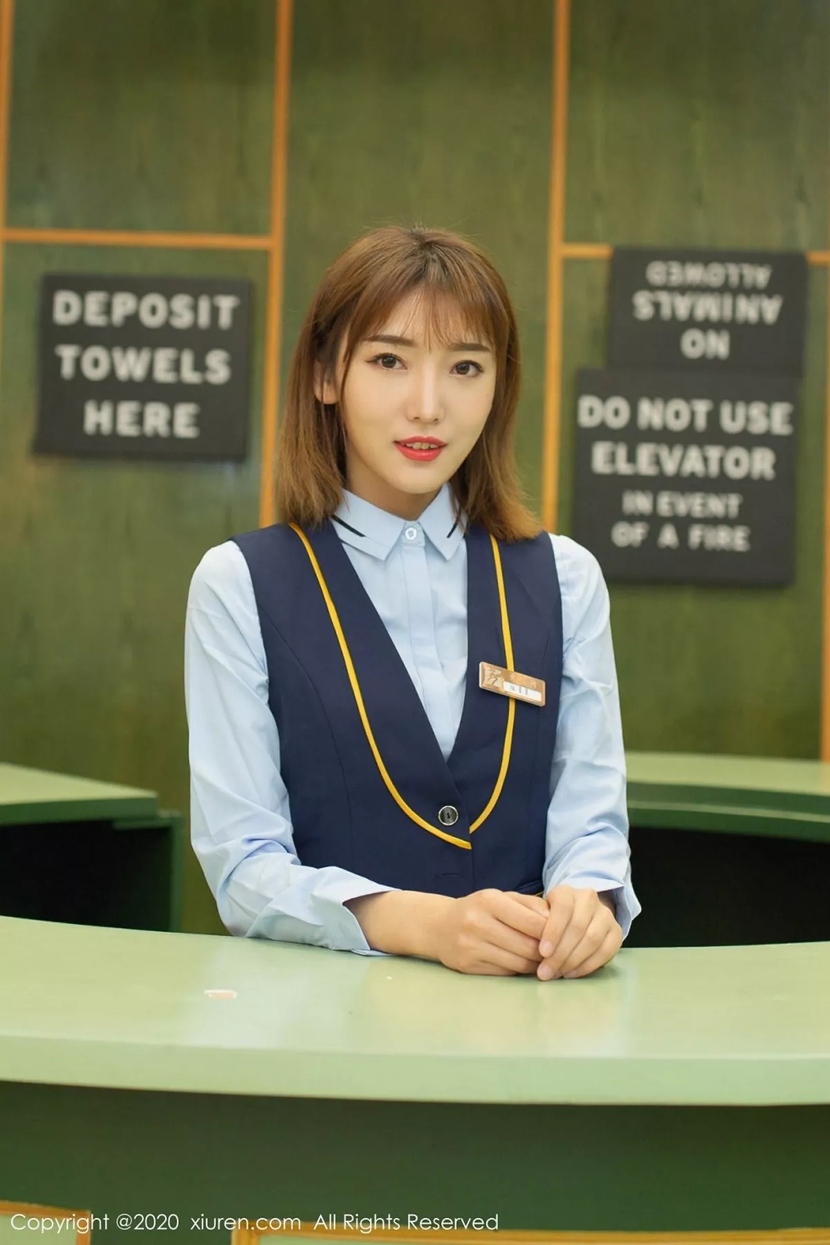 秀人集.com_[XiuRen秀人网]No.2125_嫩模陆萱萱电影院售票员主题性感黑色内衣配黑丝袜诱惑写真88P