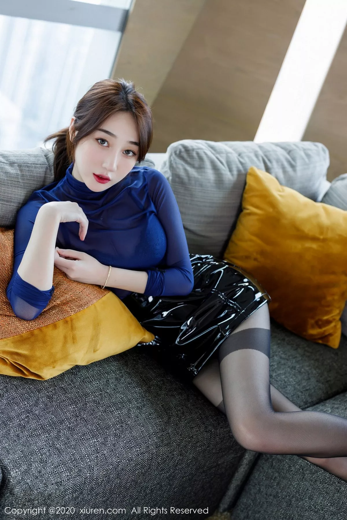 秀人集.com_[XiuRen秀人网]No.2129_嫩模九月生私房飒爽黑短裙蕾丝内衣配黑丝袜极致魅惑写真63P