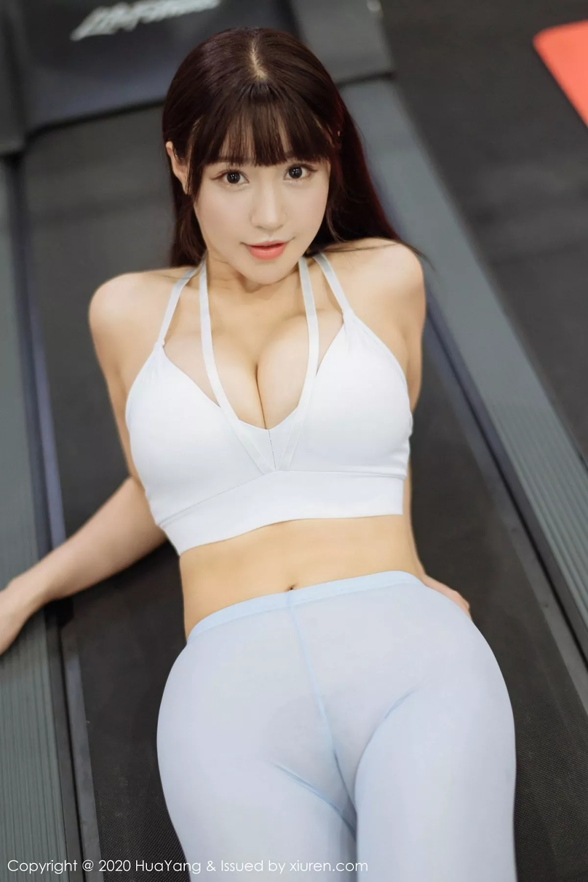 秀人集.com_[HuaYang花漾]Vol.235_女神朱可儿普吉岛旅拍健身房无内紧身裤秀火辣身材诱惑写真52P