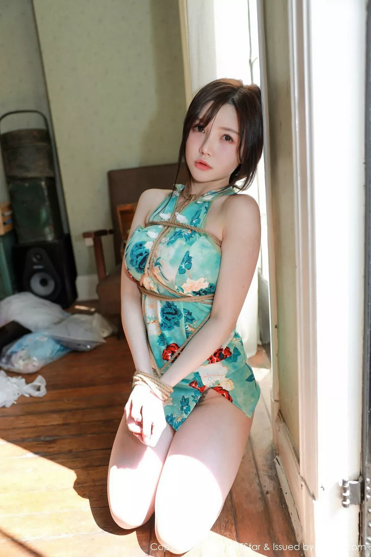 秀人集.com_[MFStar模范学院]Vol.293_女神糯美子Mini私房古韵旗袍情趣捆绑艺极致丝袜诱惑写真56P