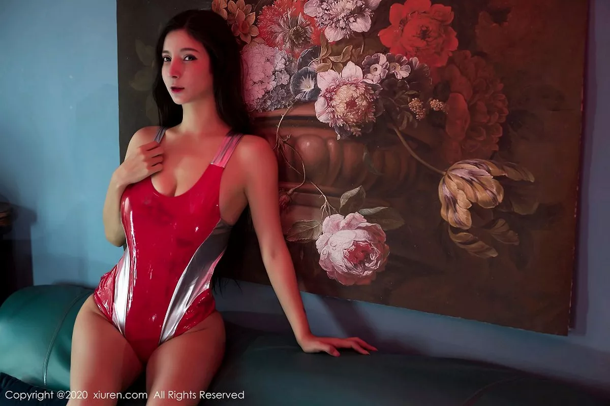 秀人集.com_[XiuRen秀人网]No.2092_嫩模小蛮腰lvy私房红色比基尼+白色缕空蕾丝内衣完美诱惑写真65P