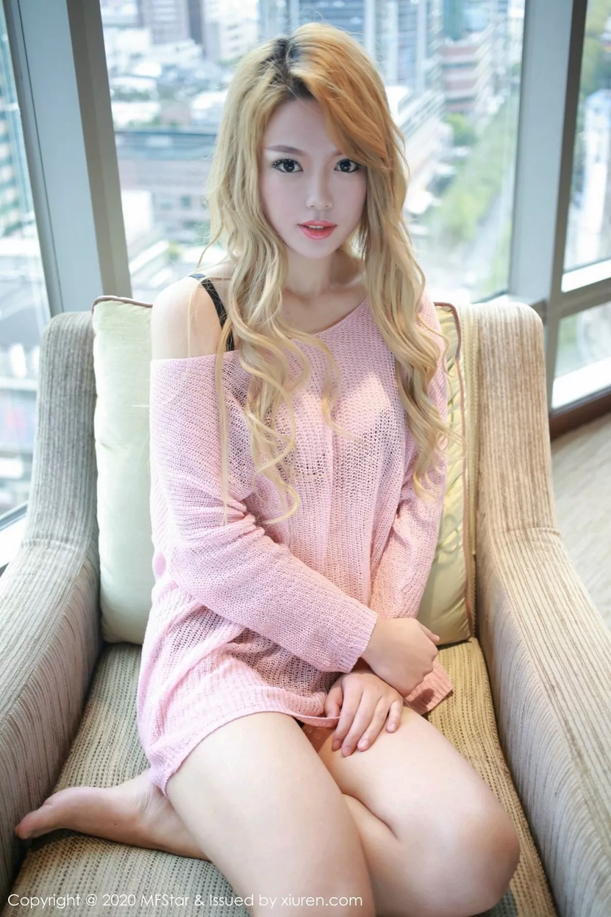 秀人集.com_[MFStar模范学院]Vol.296_新人嫩模Dodo私房粉色缕空毛衣透视秀美乳火辣诱惑写真39P