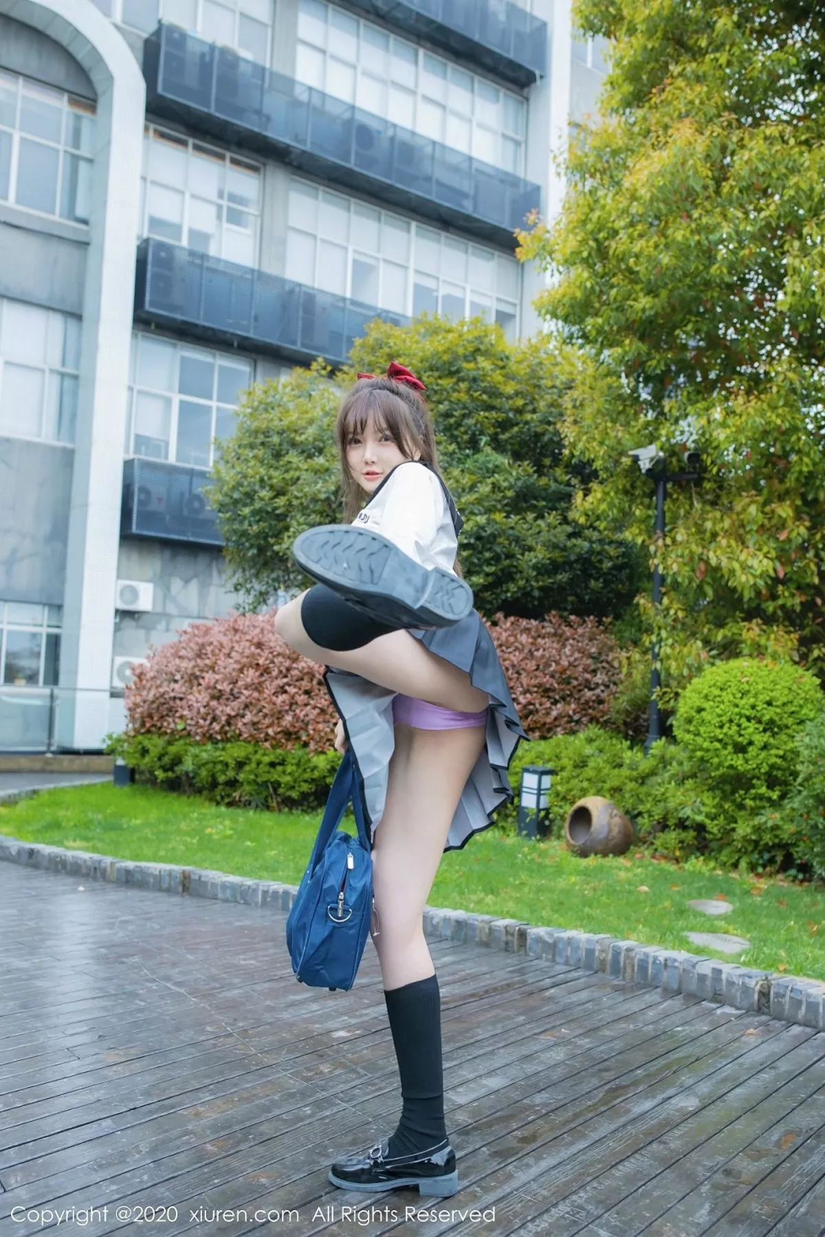 秀人集.com_[XiuRen秀人网]No.2193_嫩模糯美子Mini性感学生服主题真空露傲人豪乳极致诱惑写真50P