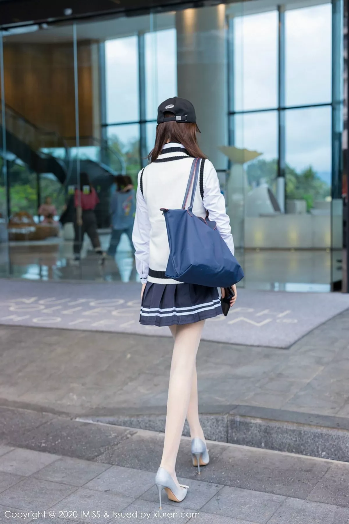 秀人集.com_[IMISS爱蜜社]Vol.467_嫩模杨紫嫣Cynthia酒店剧情主题浴缸性感内衣完美诱惑写真48P