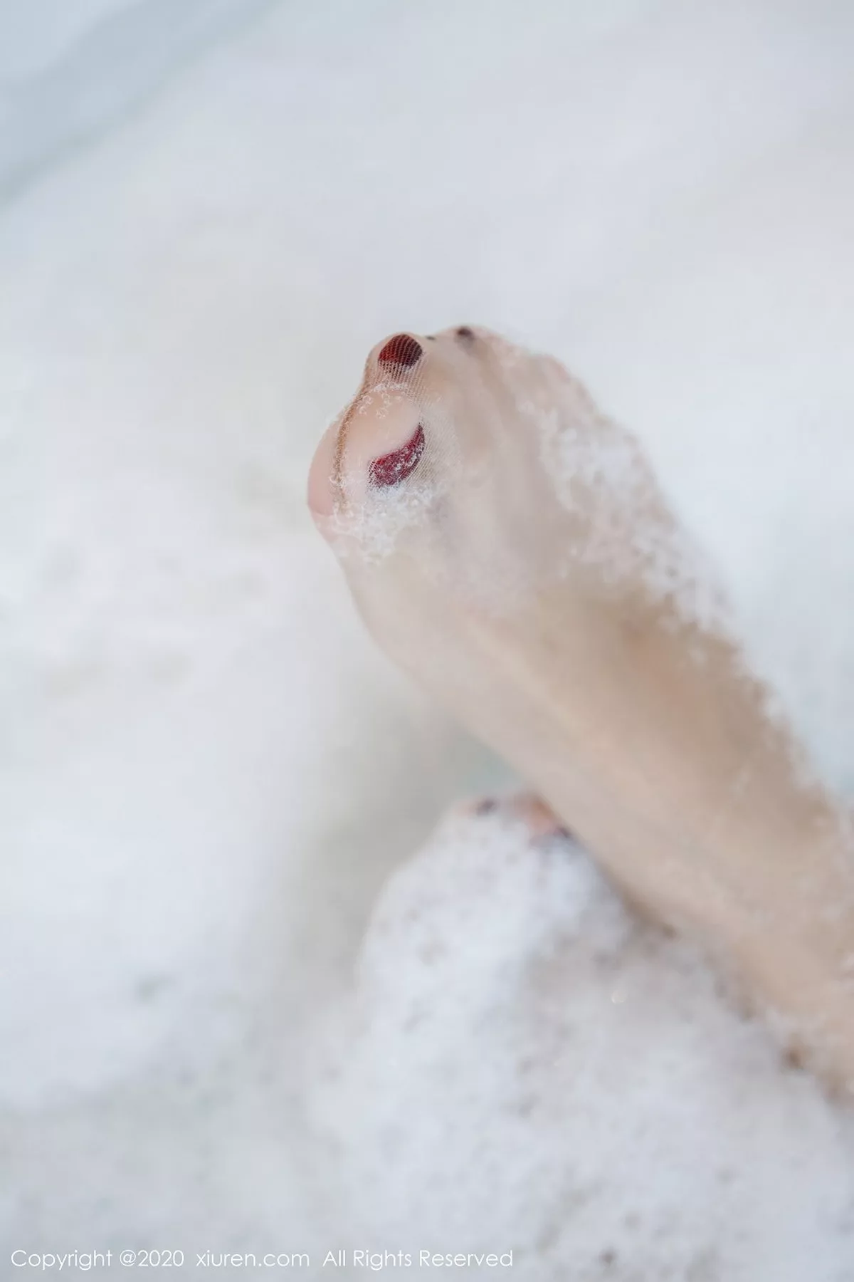 秀人集.com_[XiuRen秀人网]No.2249_嫩模杨紫嫣Cynthia私房浴室里猩红内衣吊带袜湿身诱惑写真60P