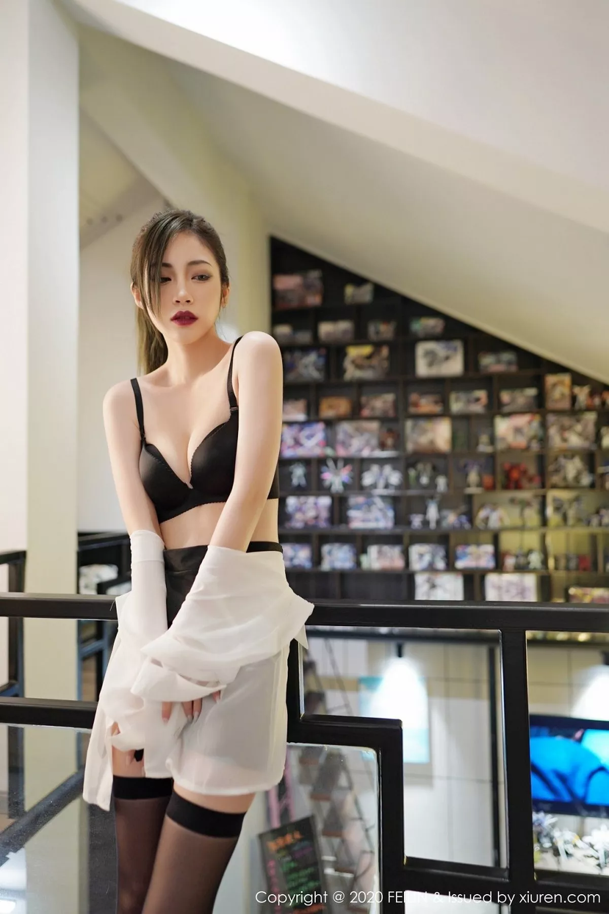 秀人集.com_[FeiLin嗲囡囡]VOL.235_嫩模贾诗晗私房猫耳绒毛内衣装配黑丝袜极致魅惑写真94P