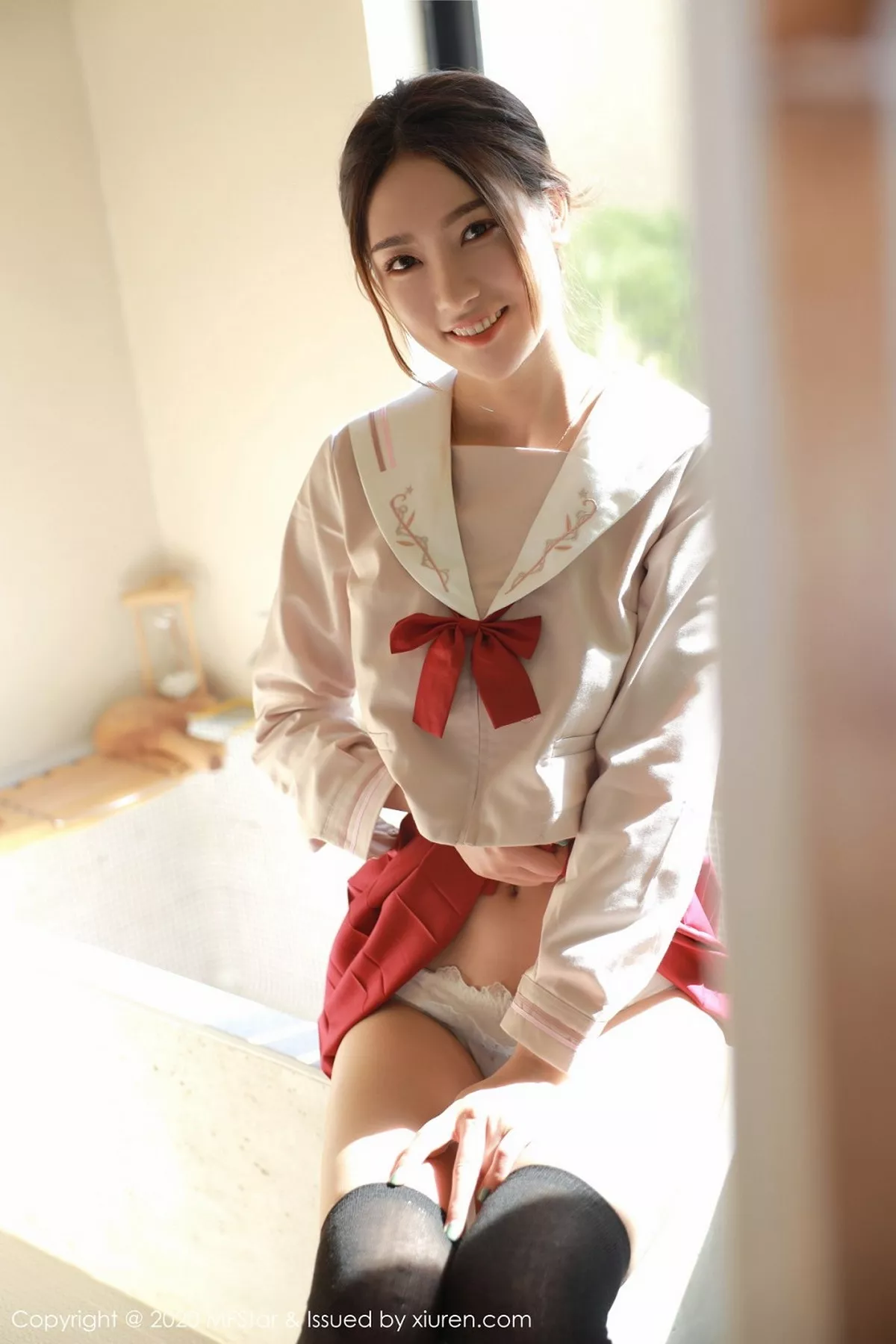 秀人集.com_[MFStar模范学院]Vol.340_嫩模方子萱私房经典JK制服主题红短裙配黑丝袜性感写真61P