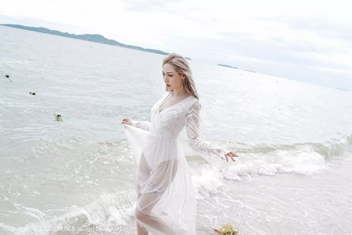 秀人集.com_[FeiLin嗲囡囡]VOL.236_嫩模晗大大Via私房黑色内衣+户外比基尼秀苗条身材性感写真106P