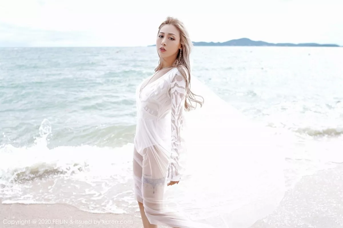 秀人集.com_[FeiLin嗲囡囡]VOL.236_嫩模晗大大Via私房黑色内衣+户外比基尼秀苗条身材性感写真106P