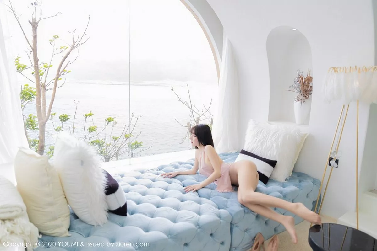 秀人集.com_[YouMi尤蜜荟]Vol.488_女神周于希Sandy大理旅拍粉红色轻纱吊裙透视诱惑写真68P