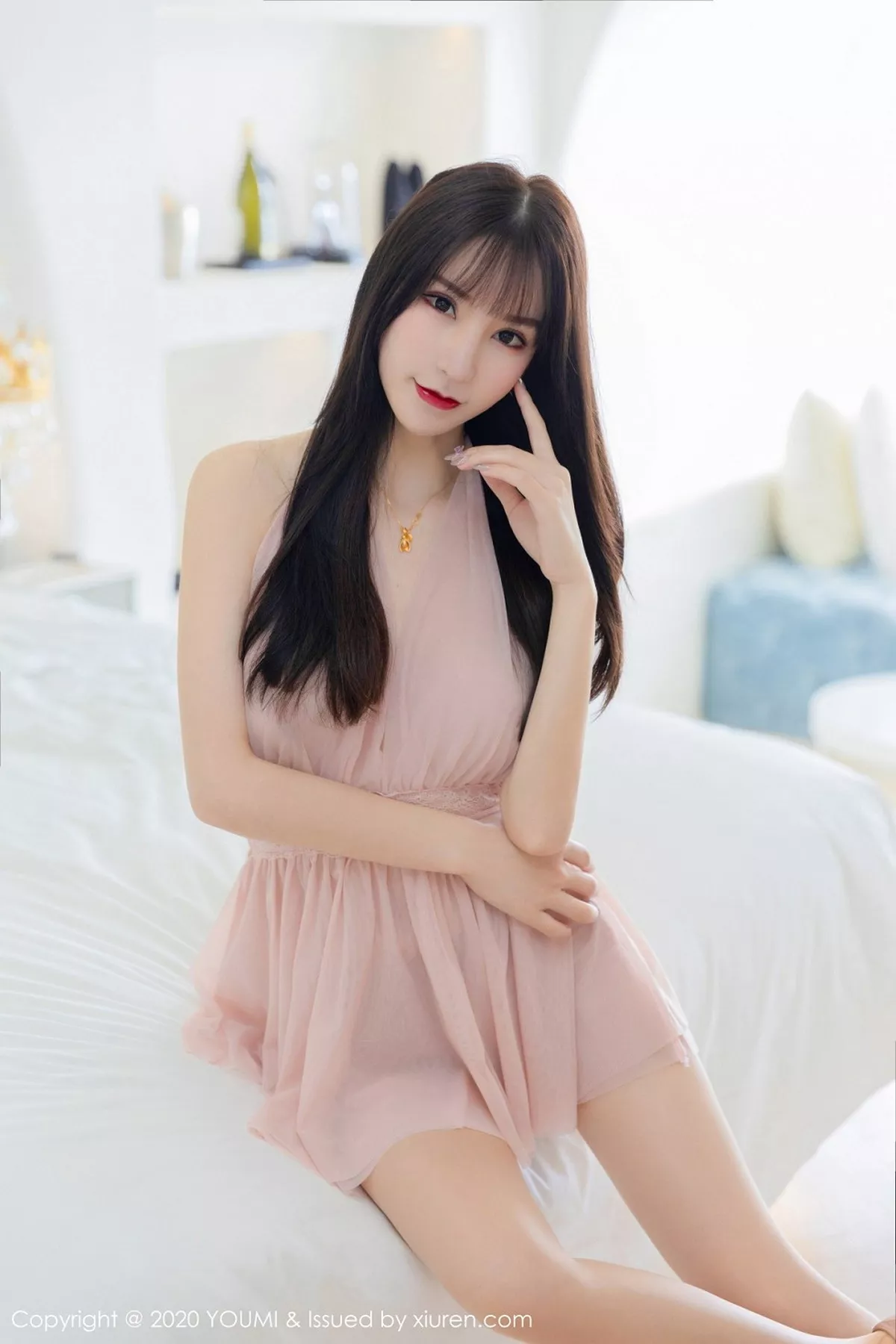 秀人集.com_[YouMi尤蜜荟]Vol.488_女神周于希Sandy大理旅拍粉红色轻纱吊裙透视诱惑写真68P