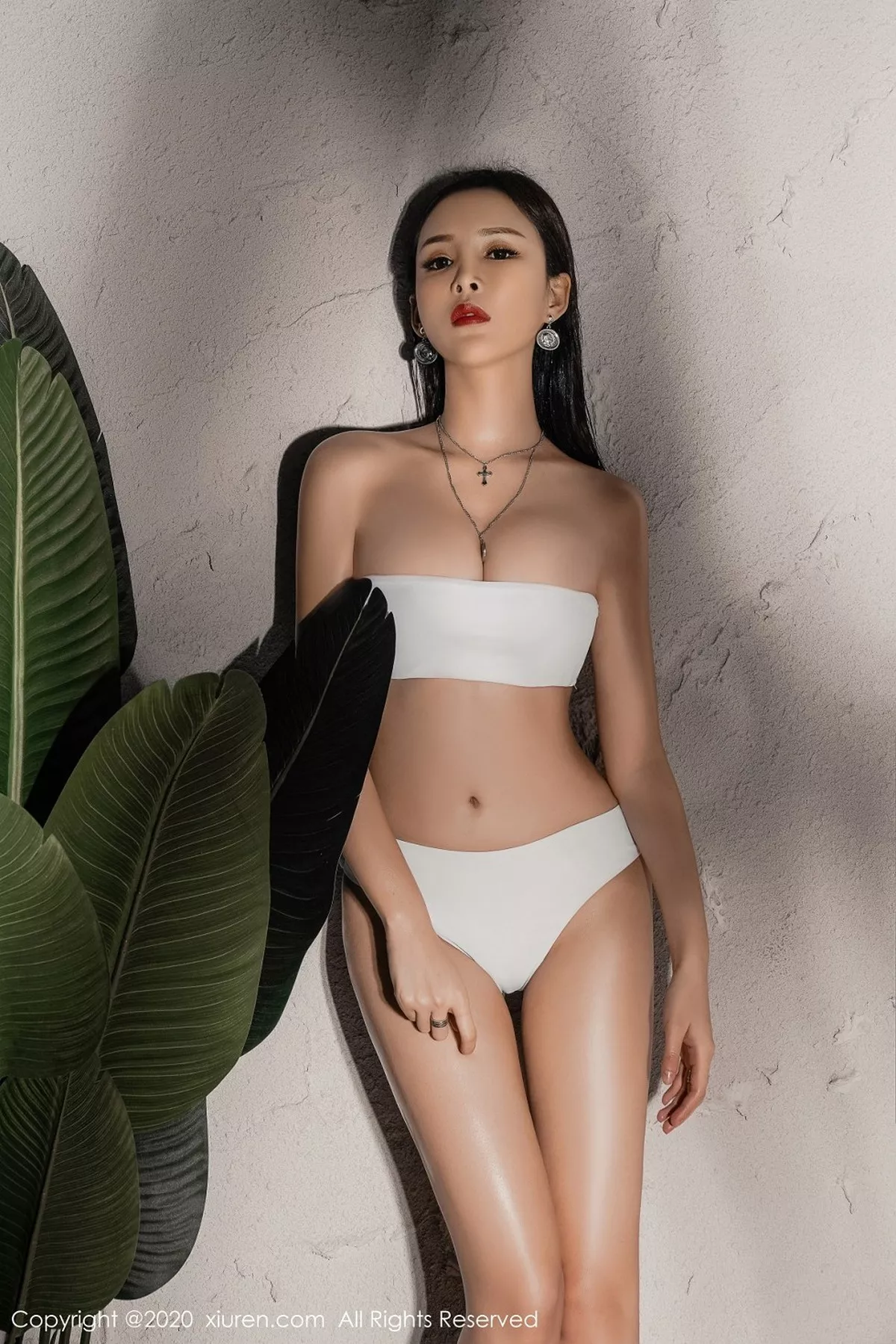 秀人集.com_[XiuRen秀人网]No.2339_女神奶瓶土肥圆私房性感白色泳衣秀完美身材豪乳诱惑写真40P